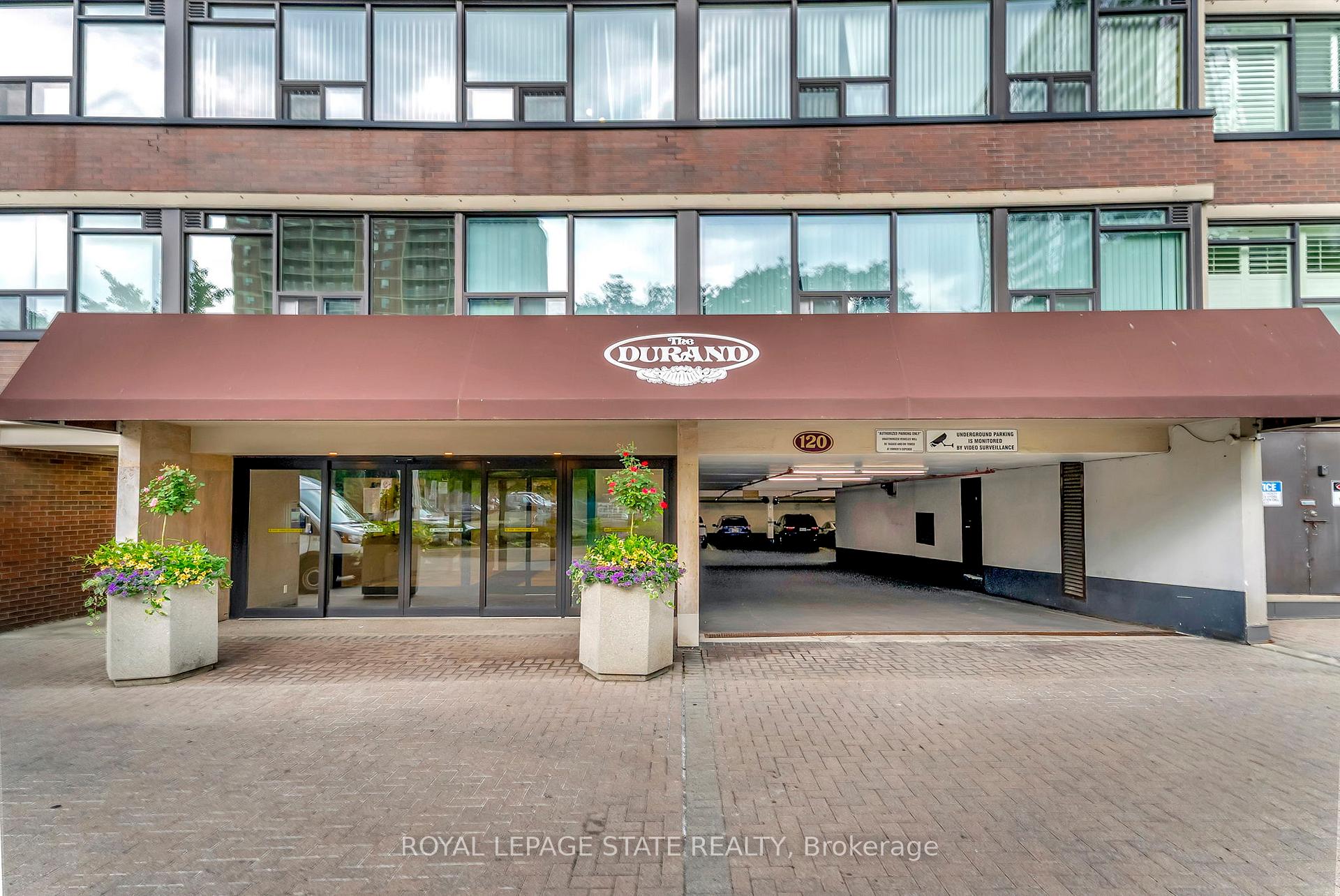 Front of Unit 1401, 120 Duke Street