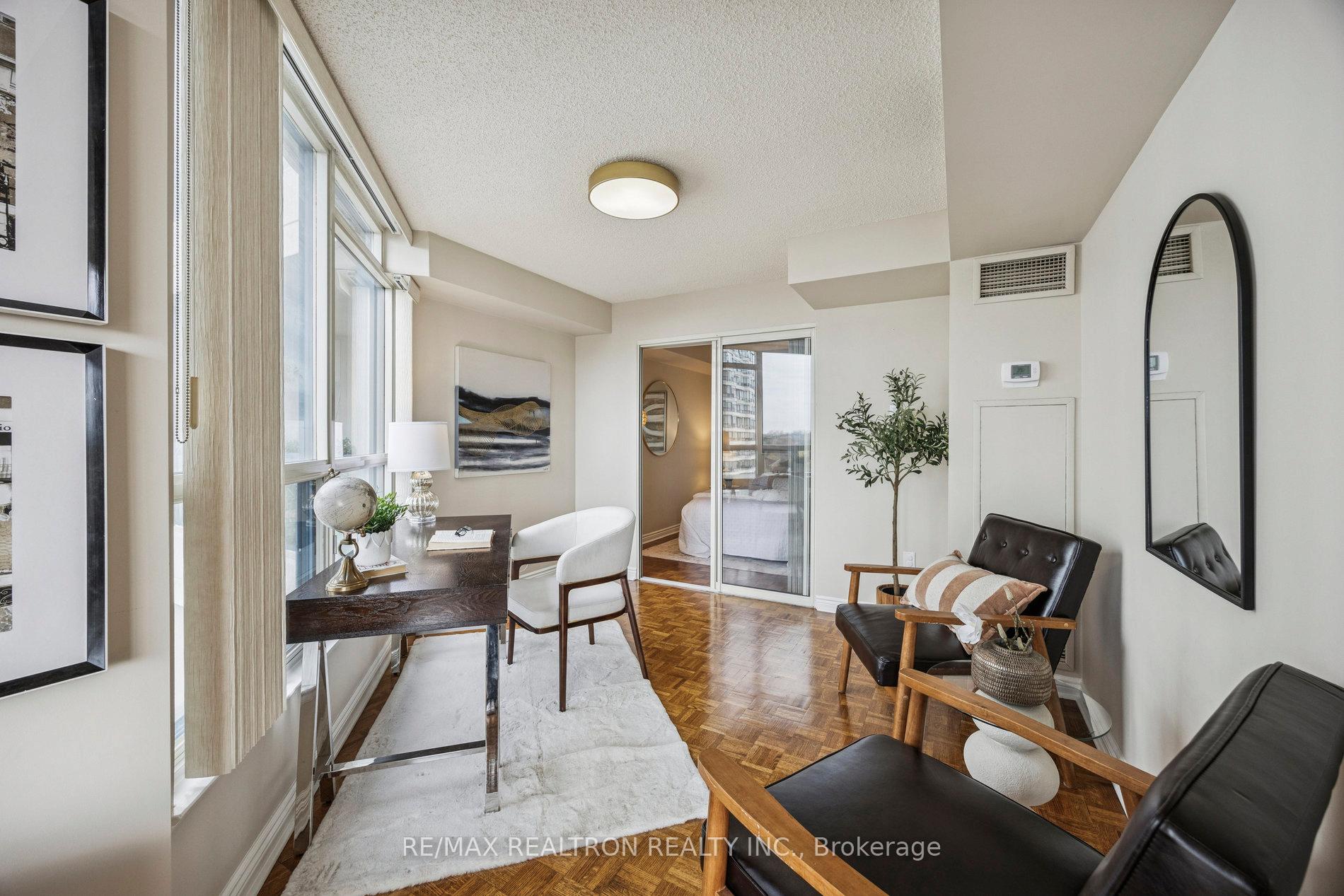 Photo 22 of Unit 801, 7300 Yonge Street, Vaughan, Crestwood-Springfarm-Yorkhill — HOMEH