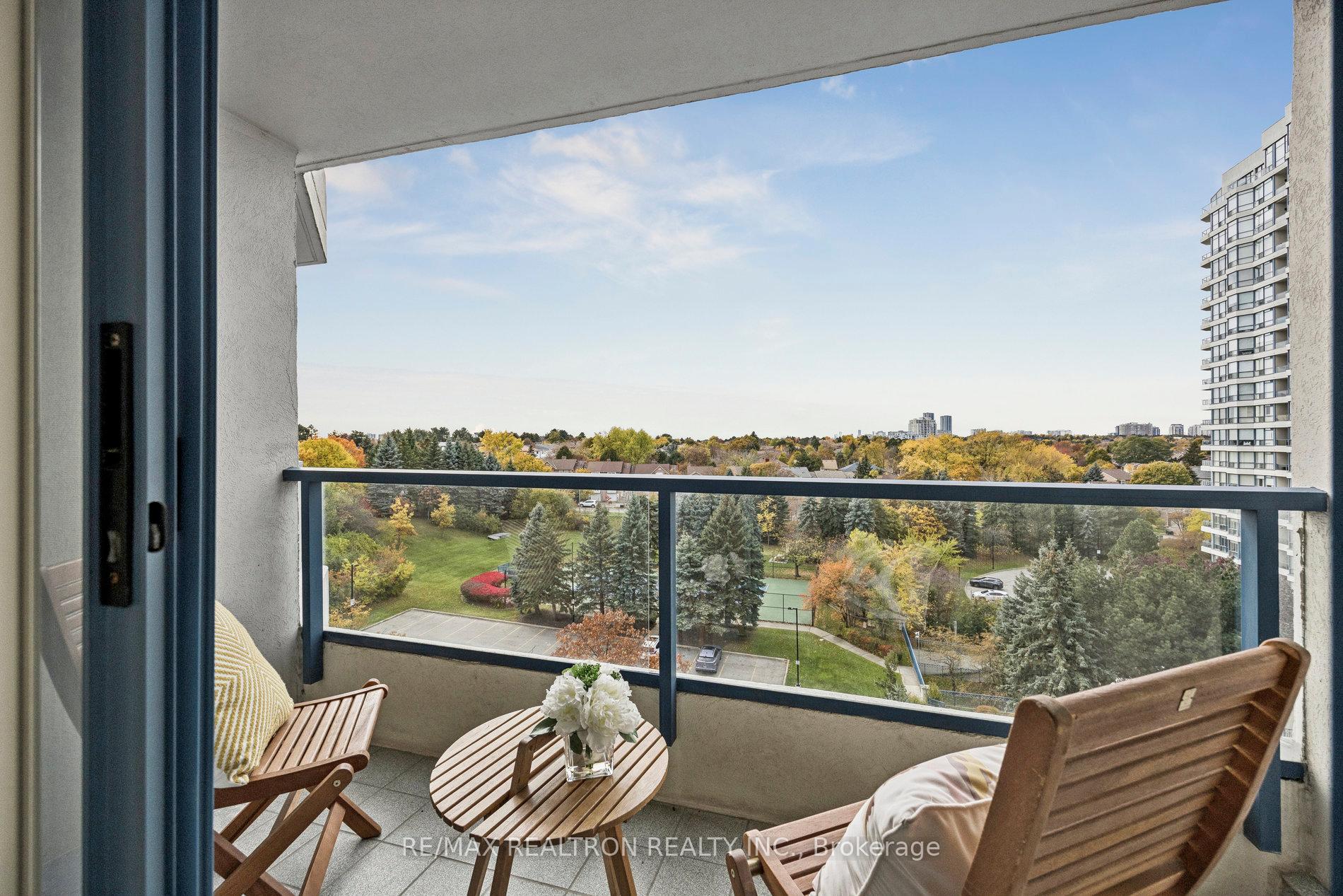 Photo 31 of Unit 801, 7300 Yonge Street, Vaughan, Crestwood-Springfarm-Yorkhill — HOMEH