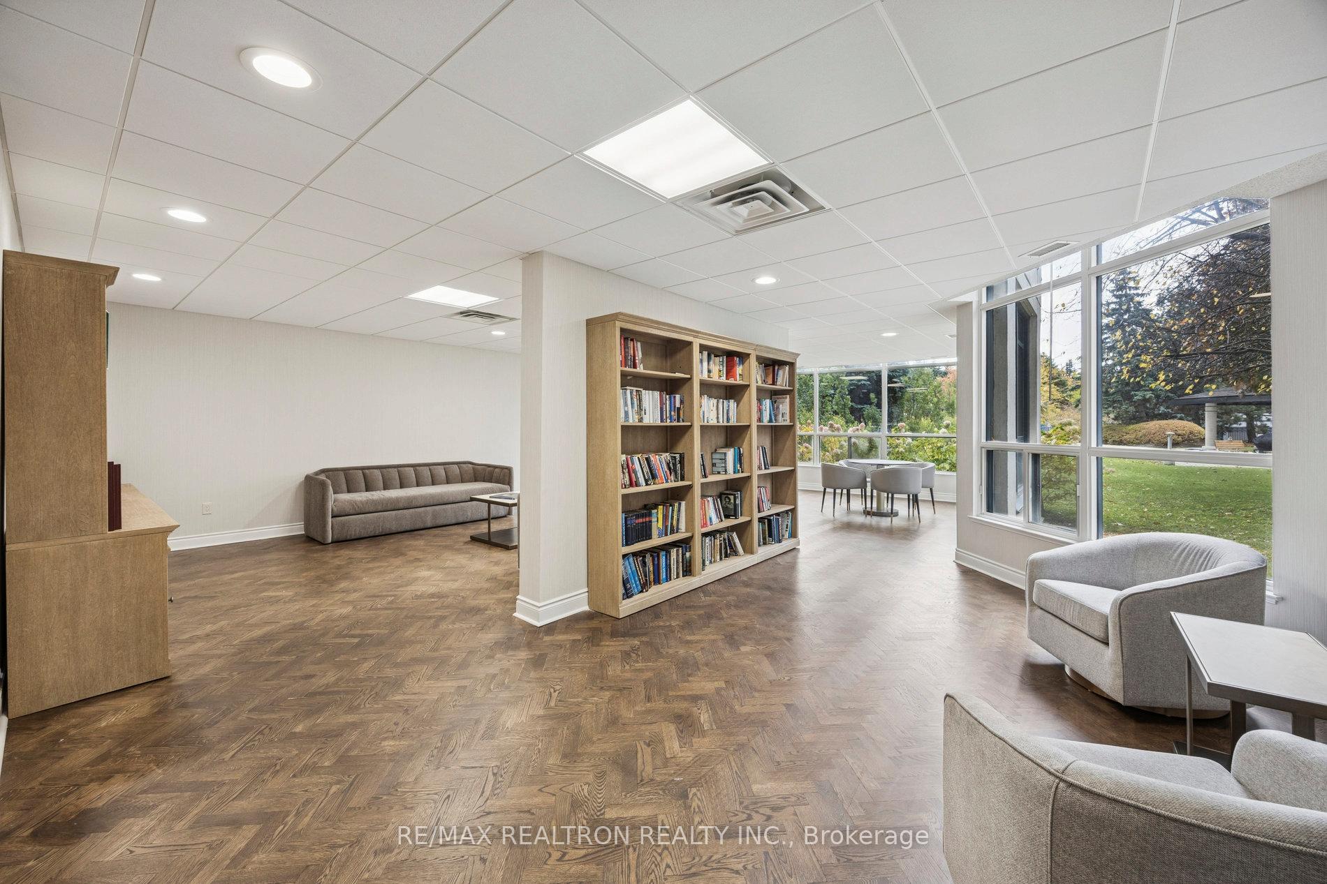 Photo 33 of Unit 801, 7300 Yonge Street, Vaughan, Crestwood-Springfarm-Yorkhill — HOMEH