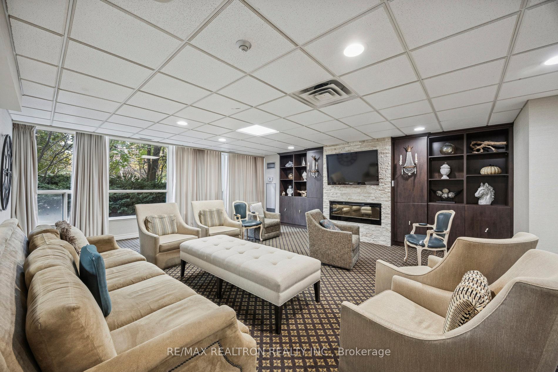 Photo 34 of Unit 801, 7300 Yonge Street, Vaughan, Crestwood-Springfarm-Yorkhill — HOMEH