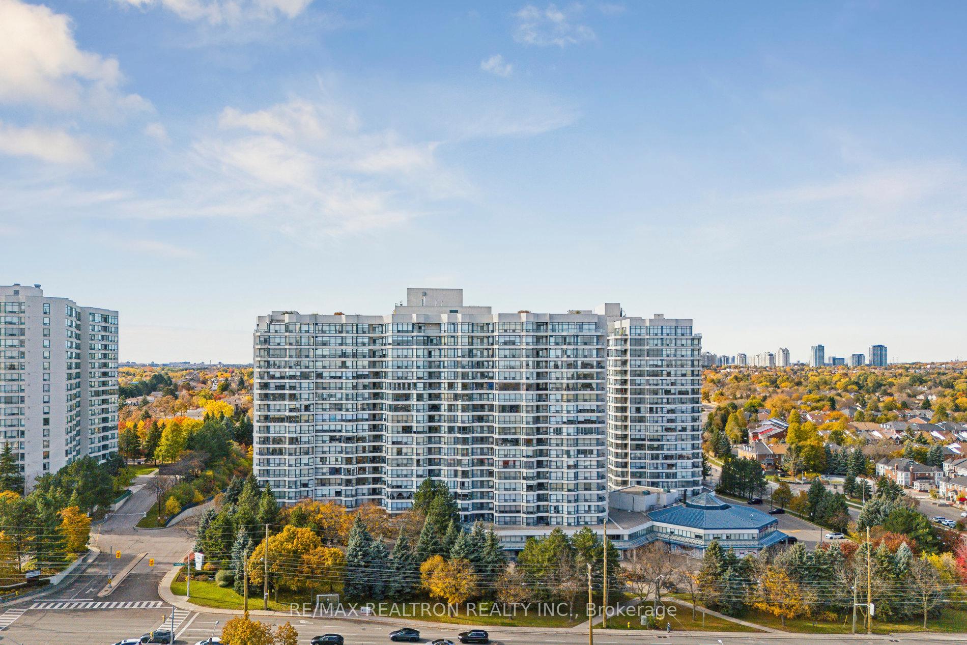 Photo 45 of Unit 801, 7300 Yonge Street, Vaughan, Crestwood-Springfarm-Yorkhill — HOMEH