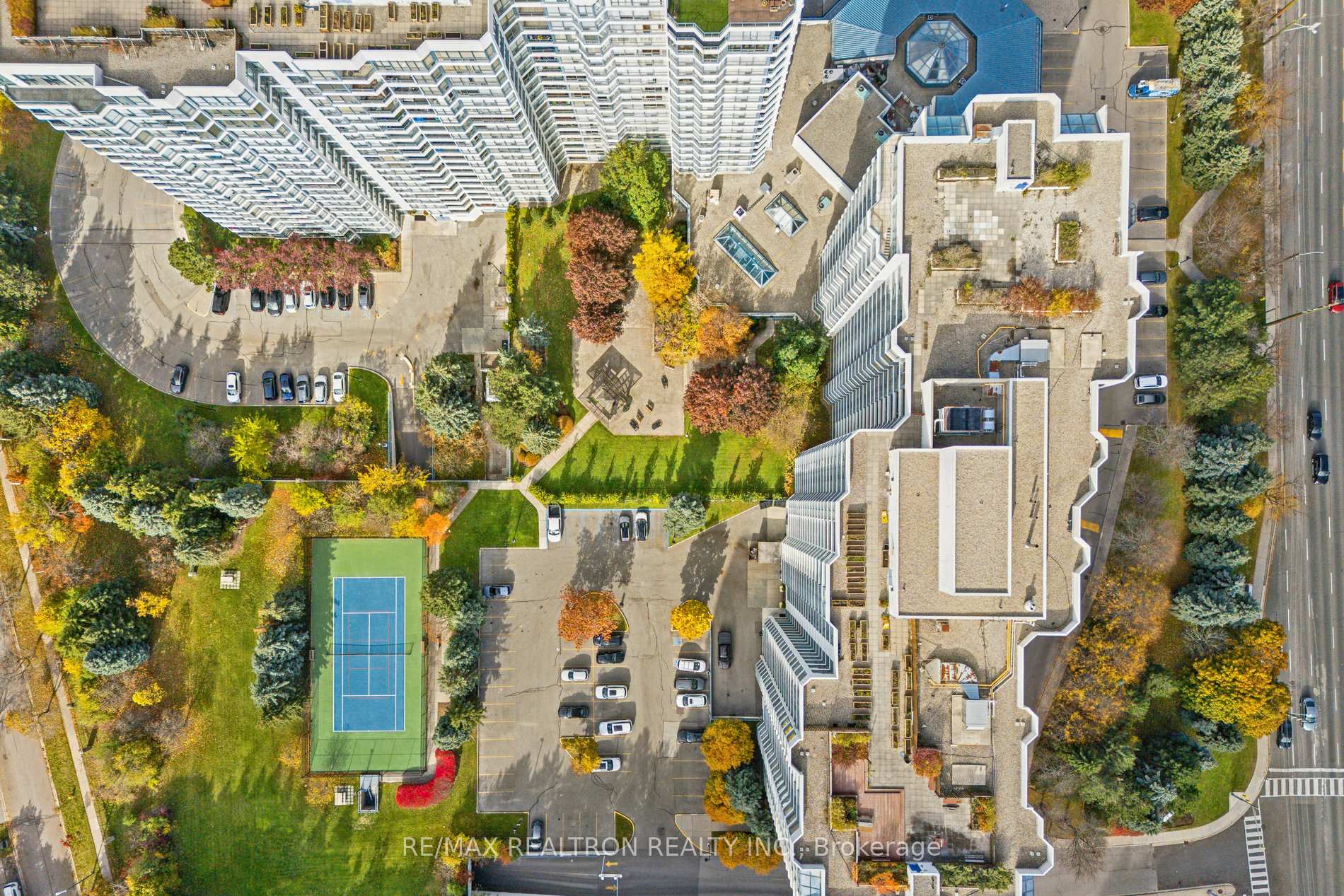 Photo 48 of Unit 801, 7300 Yonge Street, Vaughan, Crestwood-Springfarm-Yorkhill — HOMEH