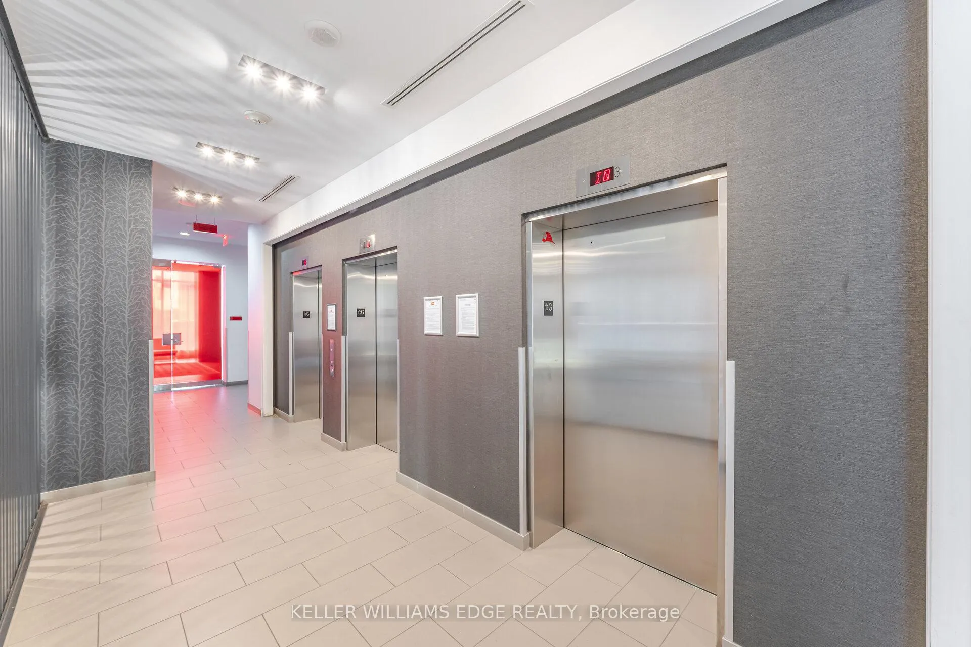 Photo 6 of Unit 821, 560 Front Street W, Toronto, Waterfront Communities — HOMEH