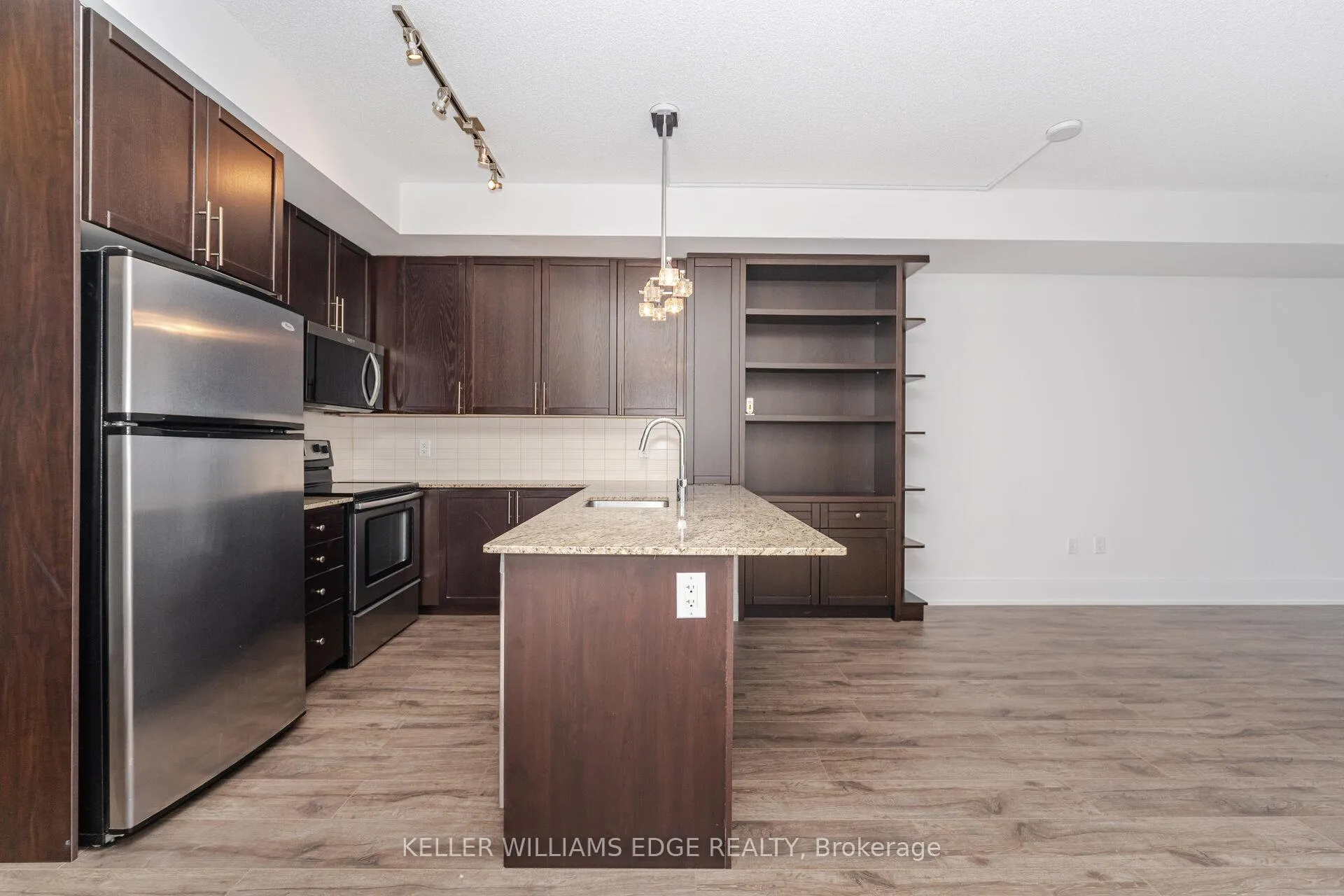 Photo 11 of Unit 821, 560 Front Street W, Toronto, Waterfront Communities — HOMEH