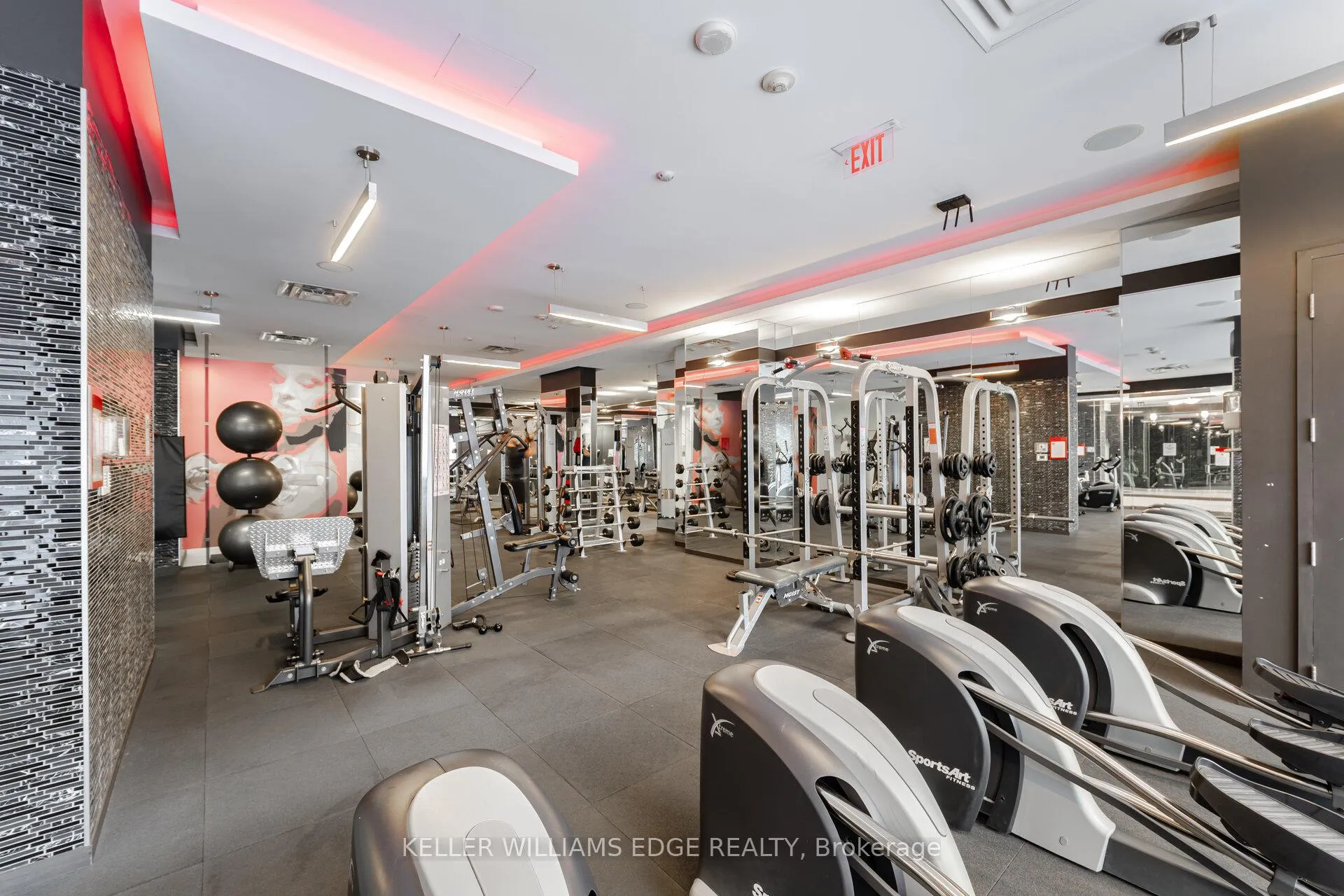 Photo 31 of Unit 821, 560 Front Street W, Toronto, Waterfront Communities — HOMEH