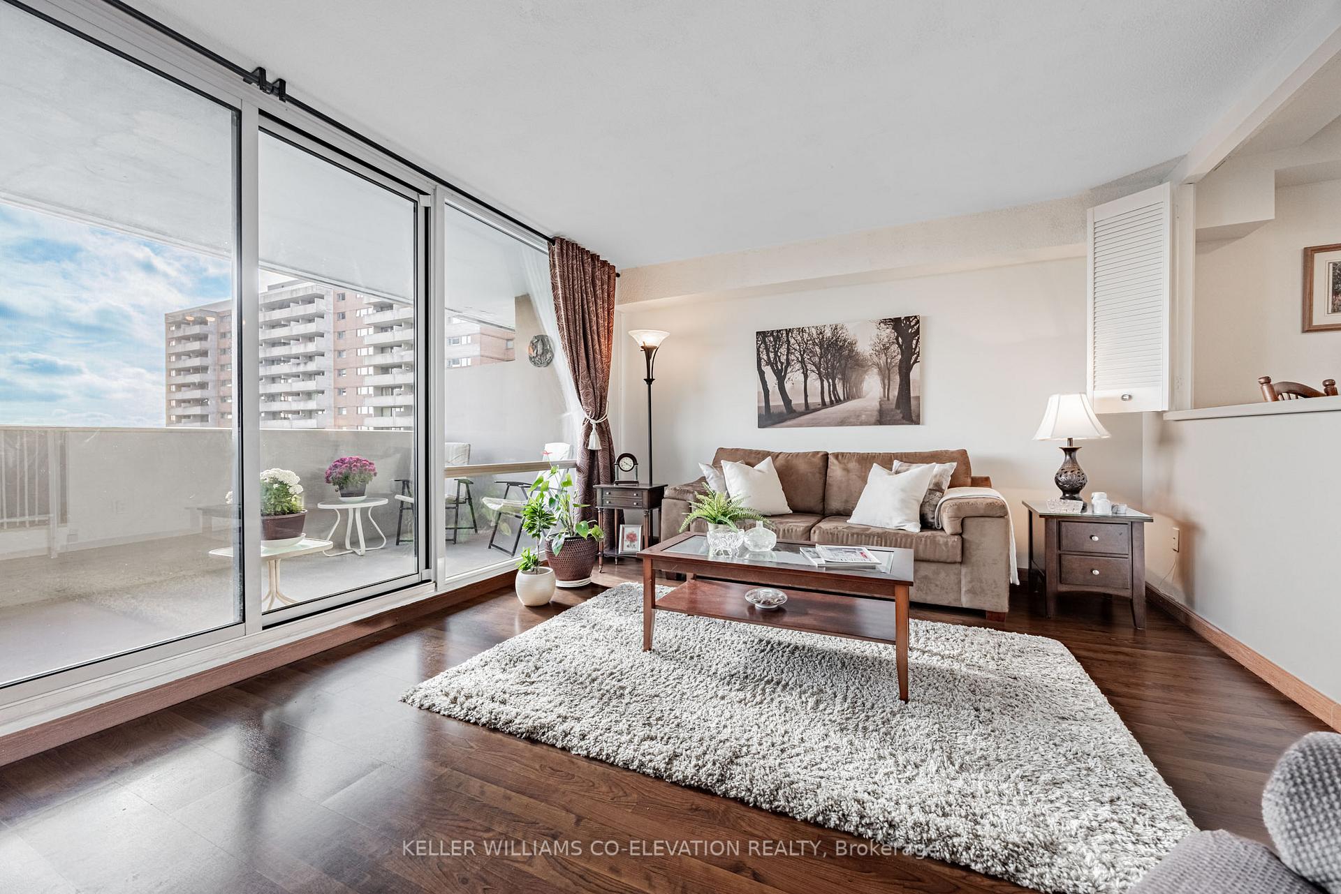 Photo 14 of Unit 1306, 260 Scarlett Road, Toronto, Rockcliffe-Smythe — HOMEH