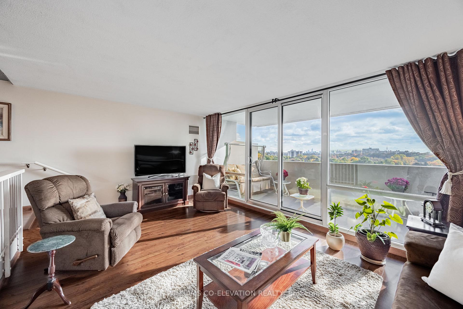 Photo 18 of Unit 1306, 260 Scarlett Road, Toronto, Rockcliffe-Smythe — HOMEH