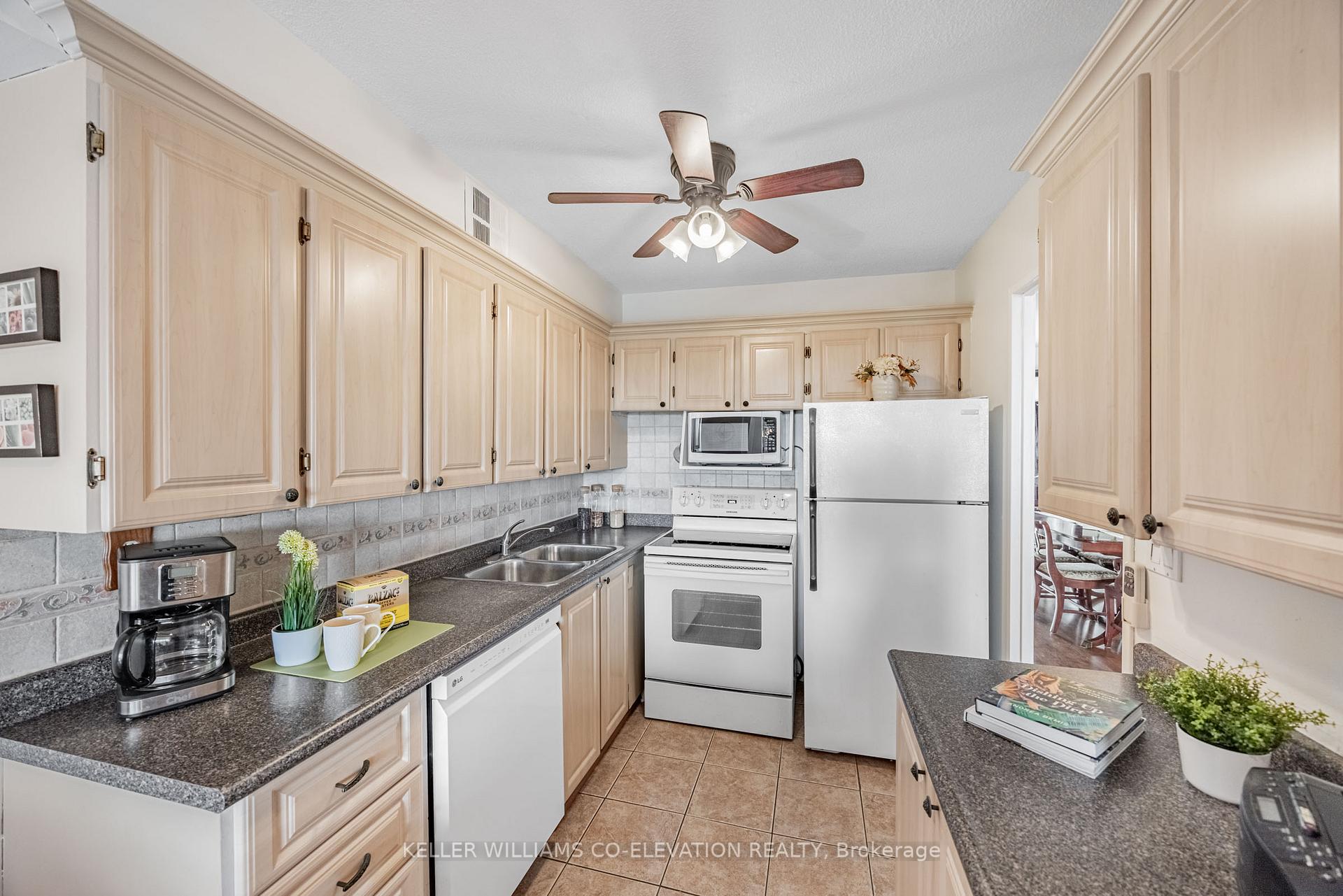 Photo 21 of Unit 1306, 260 Scarlett Road, Toronto, Rockcliffe-Smythe — HOMEH