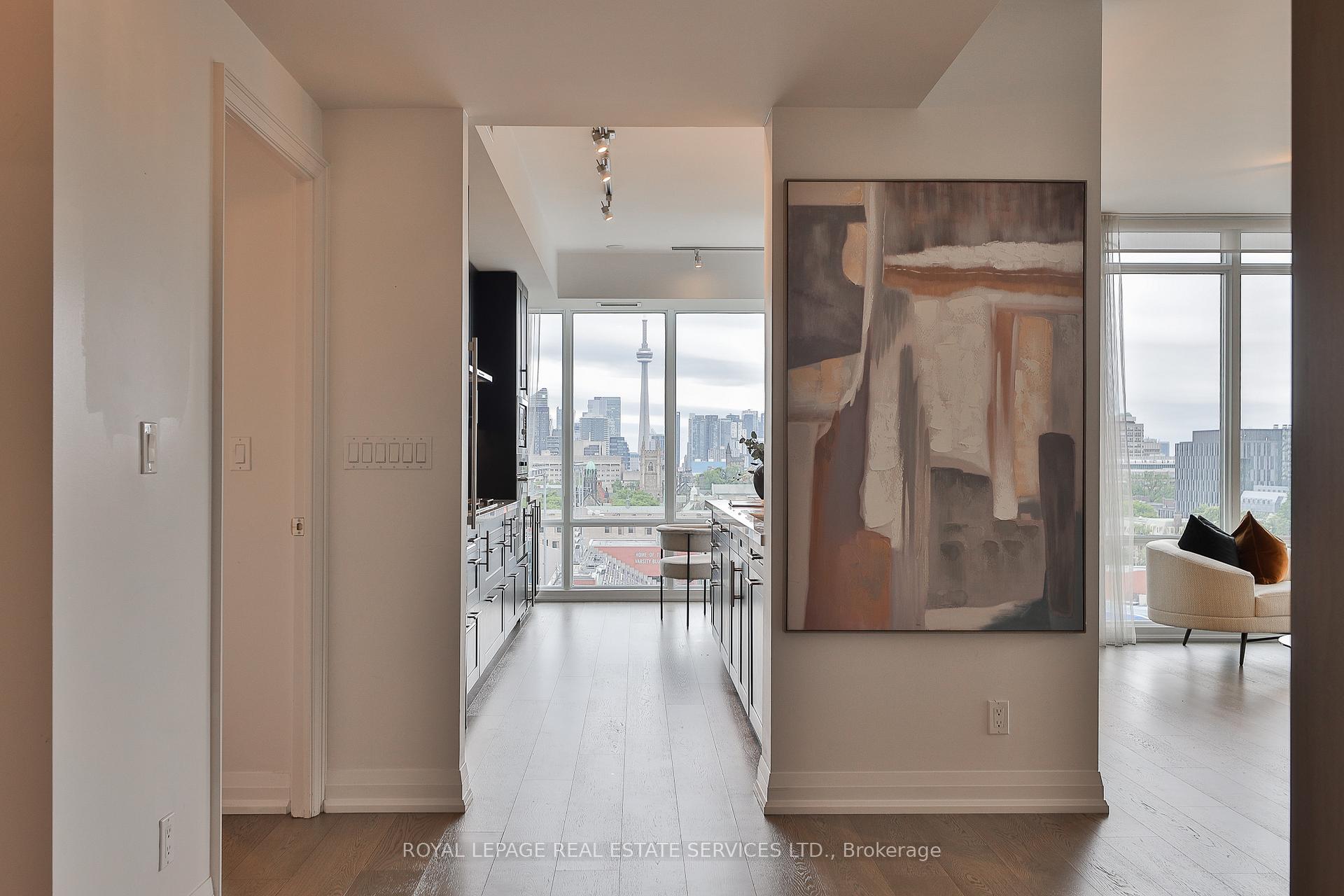 Photo 4 of Unit 808, 1 Bedford Road, Toronto, The Annex — HOMEH