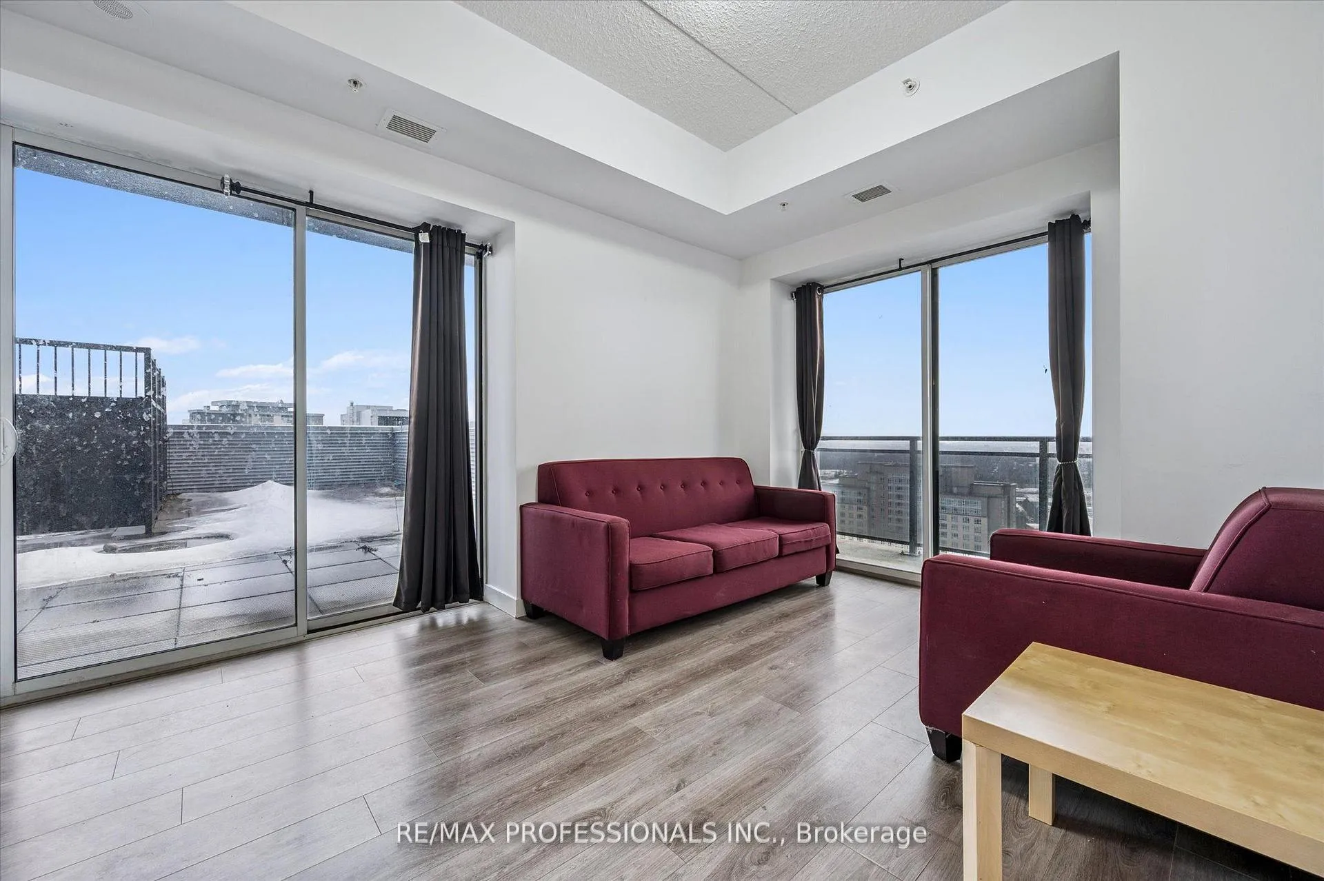 Photo 8 of Unit 2103, 318 Spruce Street, Waterloo, Lakeshore Village — HOMEH