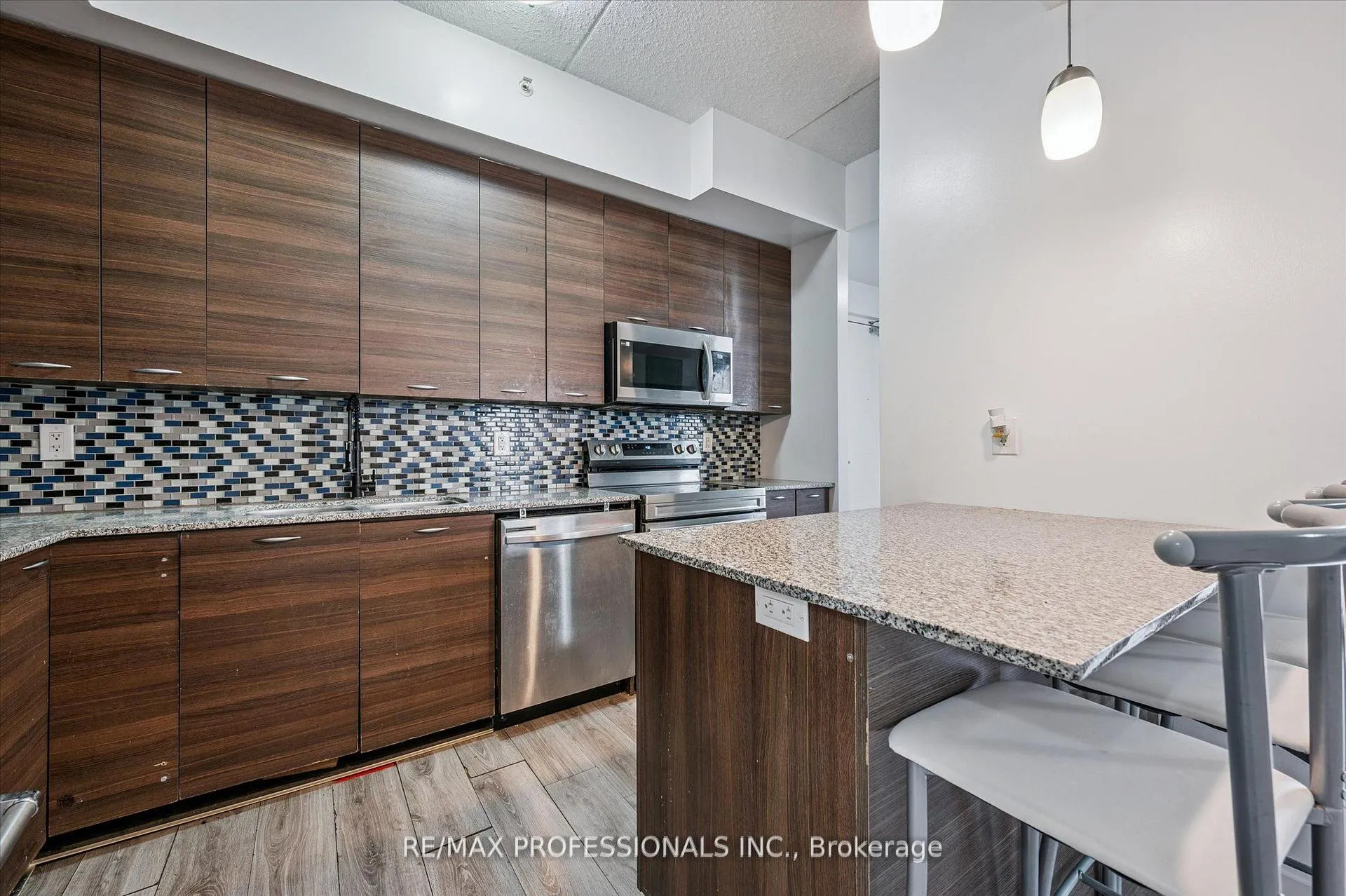 Photo 11 of Unit 2103, 318 Spruce Street, Waterloo, Lakeshore Village — HOMEH