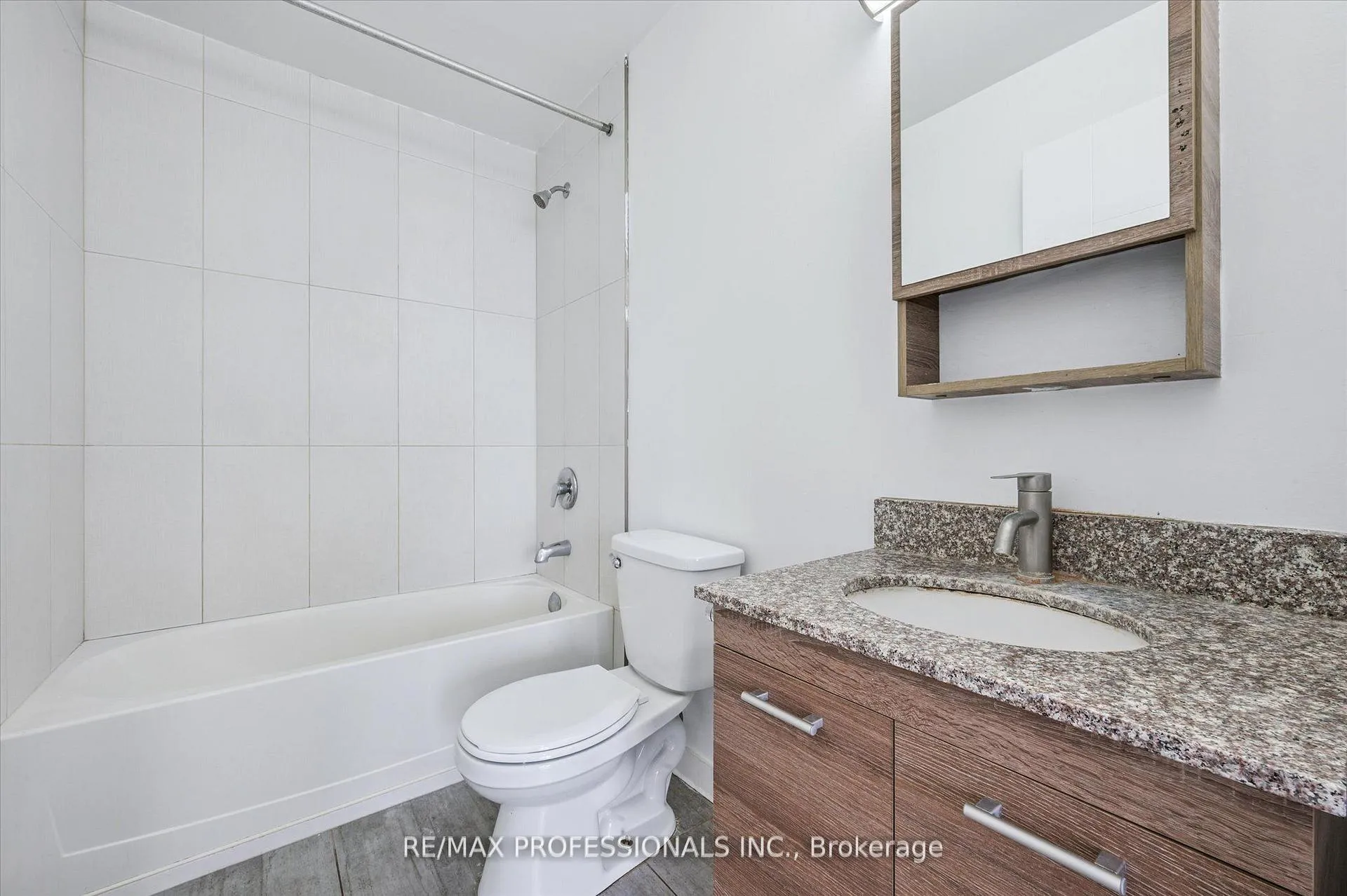 Photo 21 of Unit 2103, 318 Spruce Street, Waterloo, Lakeshore Village — HOMEH