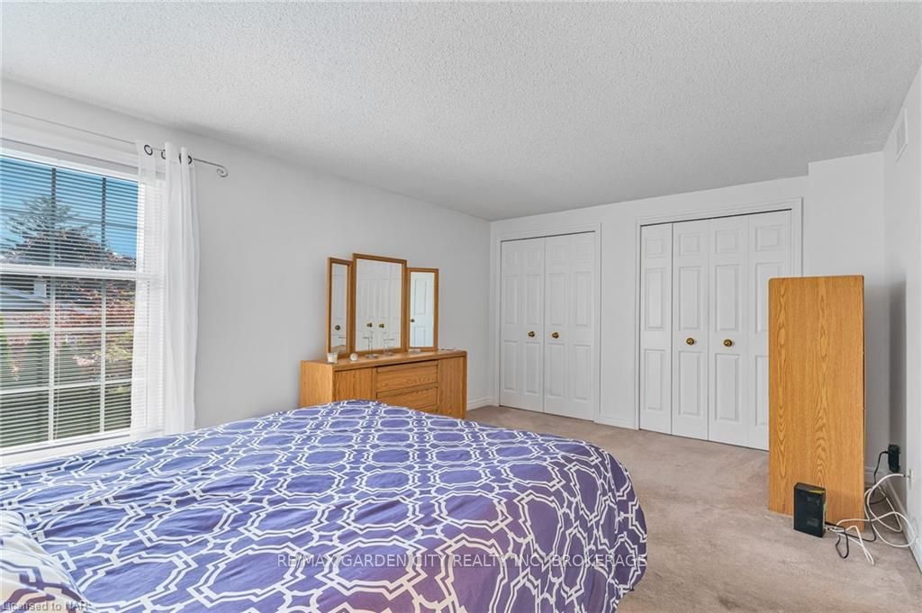 Photo 19 of Unit 1, 5 Carn Castle Gate, St. Catharines, Lakeshore — HOMEH