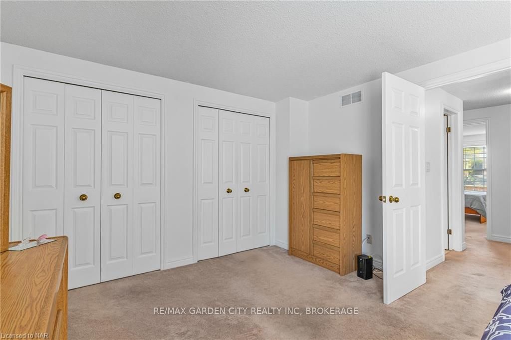 Photo 20 of Unit 1, 5 Carn Castle Gate, St. Catharines, Lakeshore — HOMEH