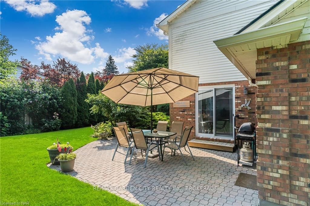 Photo 37 of Unit 1, 5 Carn Castle Gate, St. Catharines, Lakeshore — HOMEH