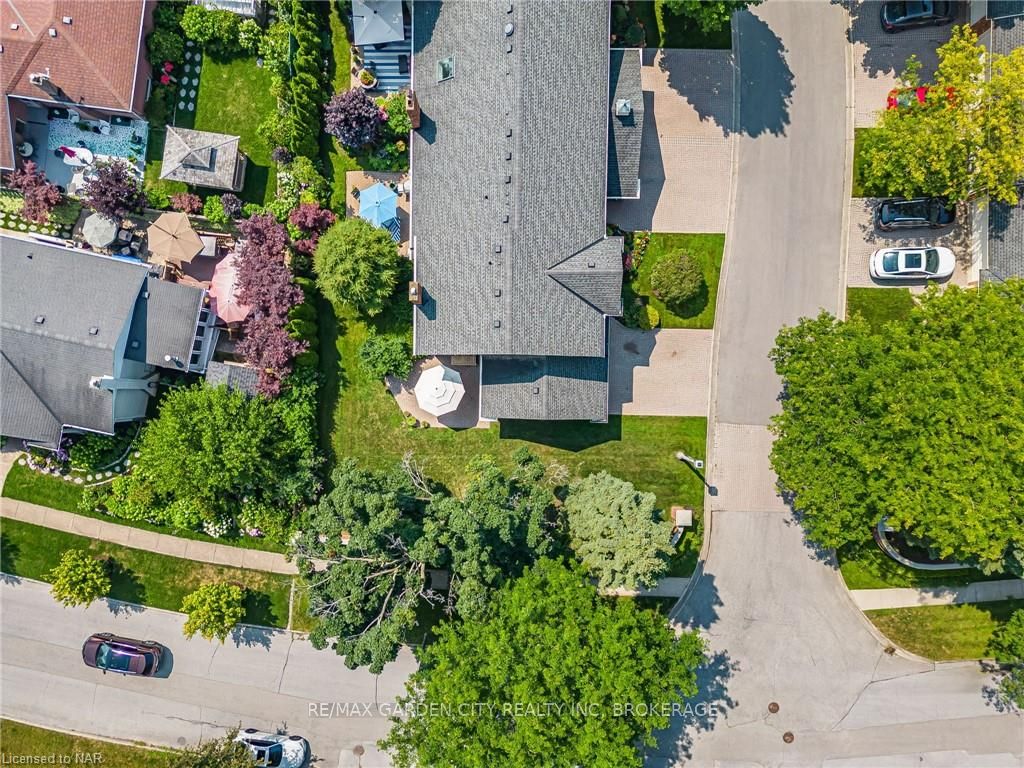 Photo 47 of Unit 1, 5 Carn Castle Gate, St. Catharines, Lakeshore — HOMEH