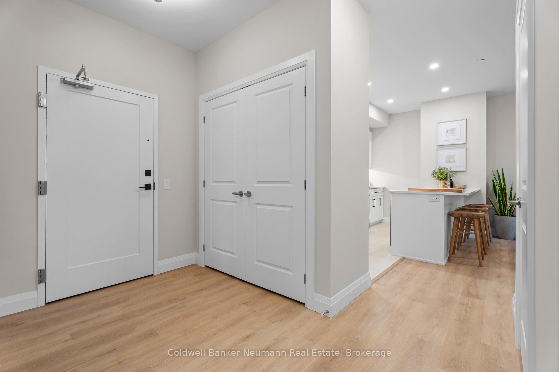 Photo 3 of Unit 315, 1882 Gordon Street, Guelph, Pineridge/Westminster Woods — HOMEH