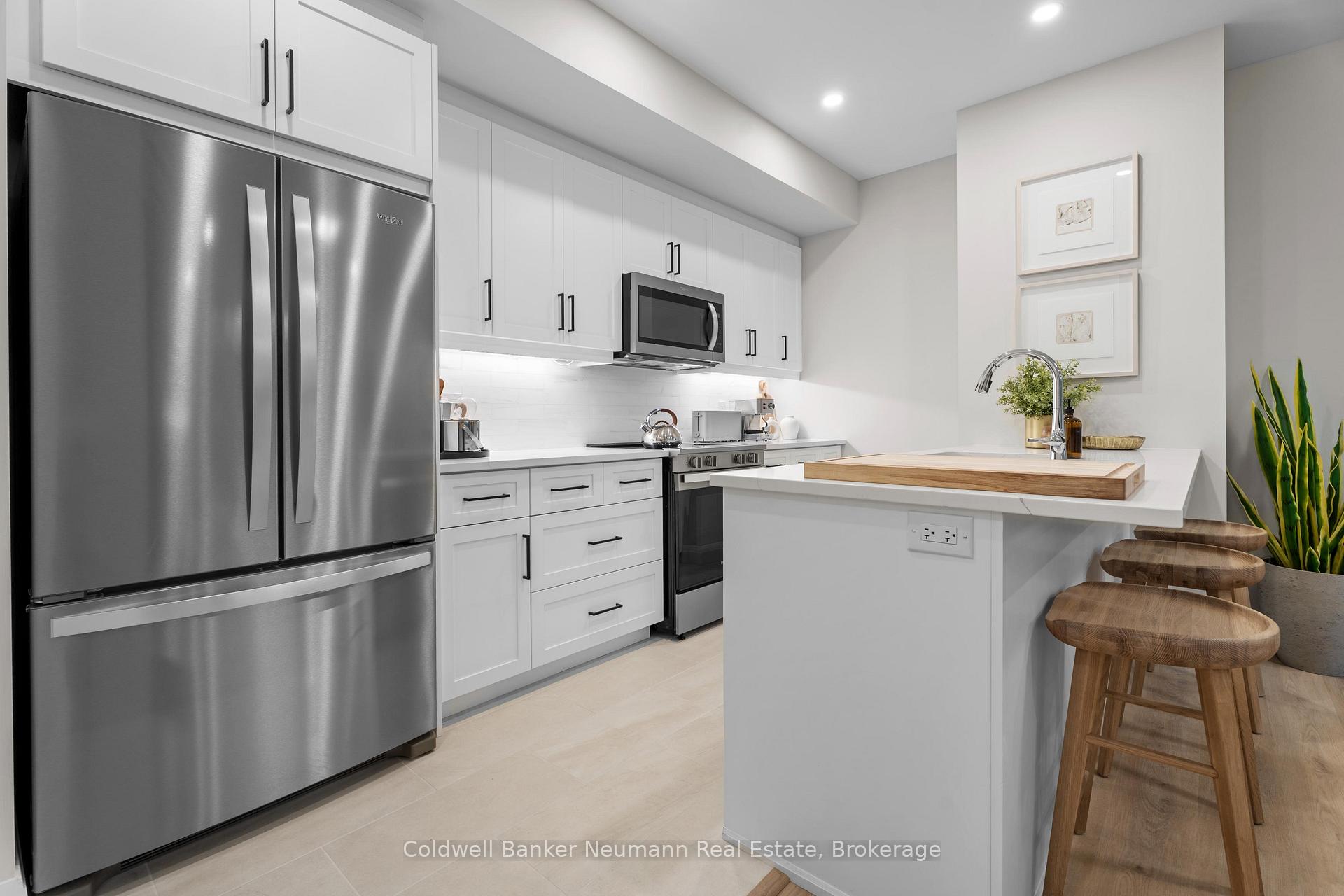 Photo 10 of Unit 315, 1882 Gordon Street, Guelph, Pineridge/Westminster Woods — HOMEH