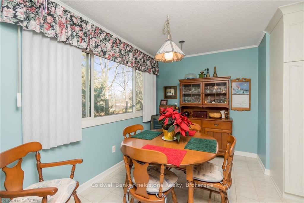 Photo 10 of Unit 50, 30 Green Valley Drive, Kitchener, Pioneer Park — HOMEH