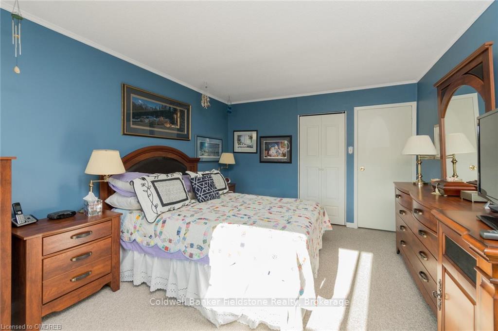 Photo 13 of Unit 50, 30 Green Valley Drive, Kitchener, Pioneer Park — HOMEH