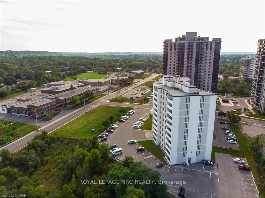 Photo 21 of Unit 406, 35 Towering Heights Boulevard, St. Catharines, Glendale/Glenridge — HOMEH