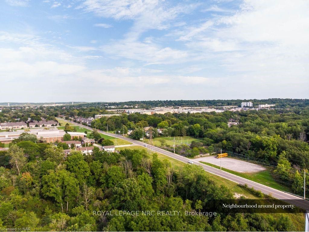 Photo 22 of Unit 406, 35 Towering Heights Boulevard, St. Catharines, Glendale/Glenridge — HOMEH