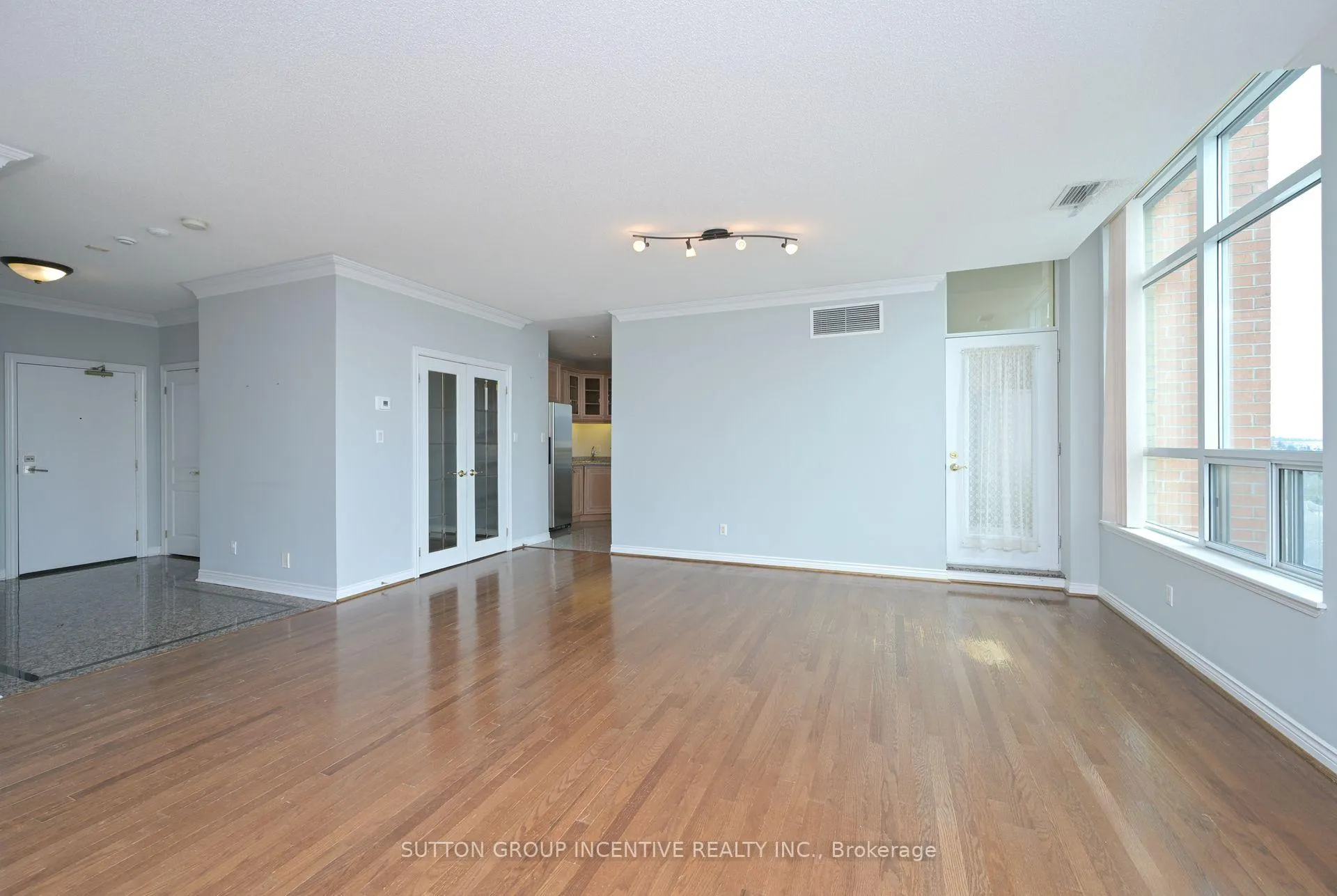 Photo 14 of Unit 508, 4 Briar Hill Heights, New Tecumseth, Alliston — HOMEH