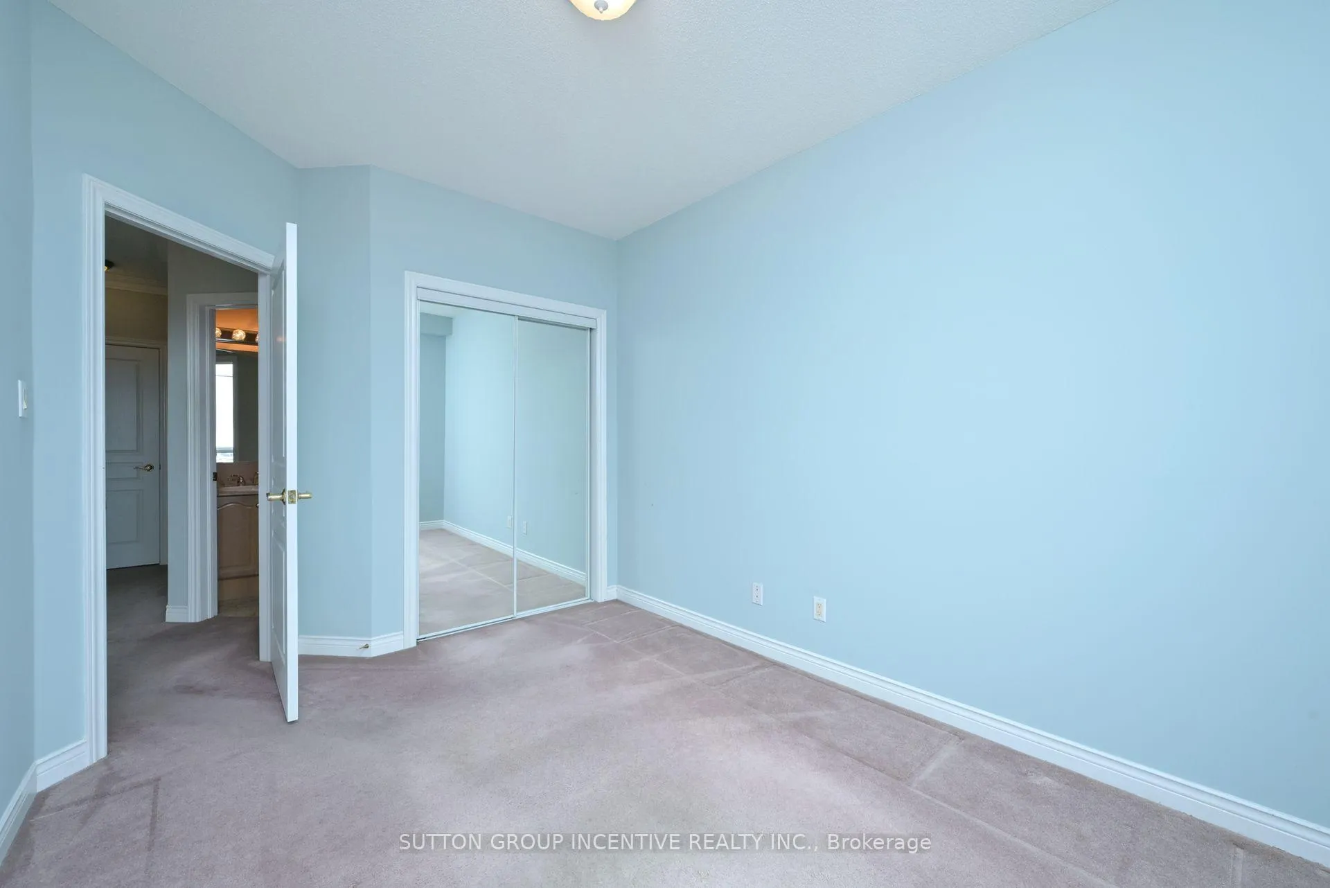 Photo 25 of Unit 508, 4 Briar Hill Heights, New Tecumseth, Alliston — HOMEH