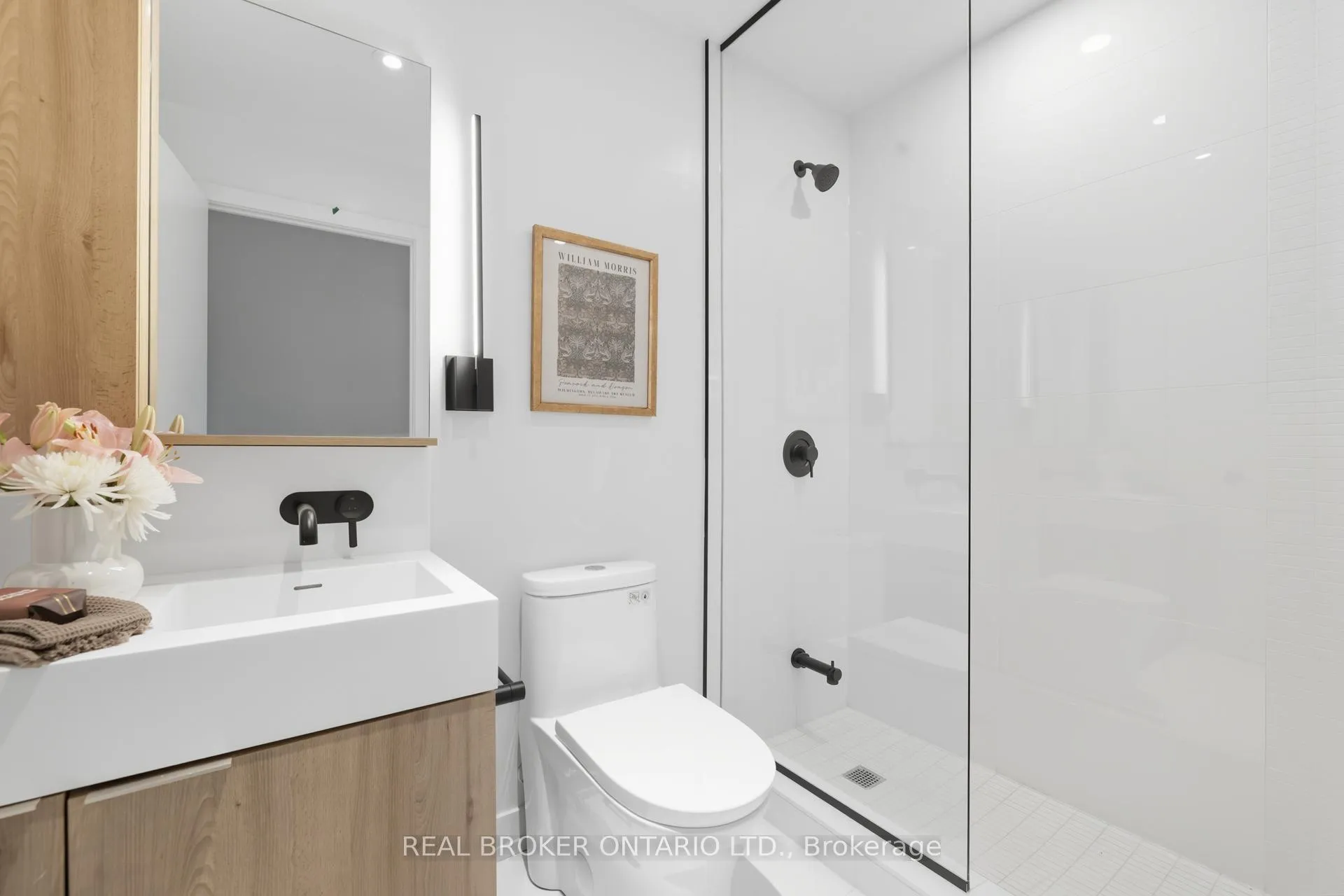 Photo 11 of Unit 207, 127 Broadway Avenue, Toronto, Mount Pleasant West — HOMEH