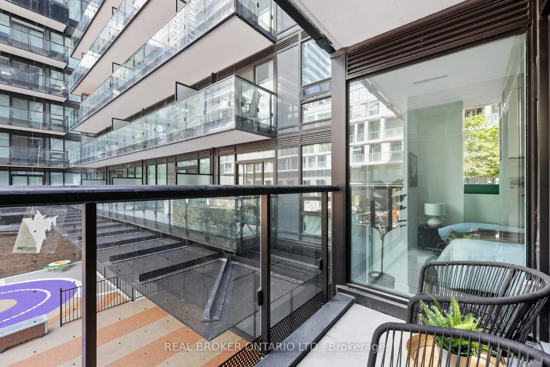 Photo 13 of Unit 207, 127 Broadway Avenue, Toronto, Mount Pleasant West — HOMEH