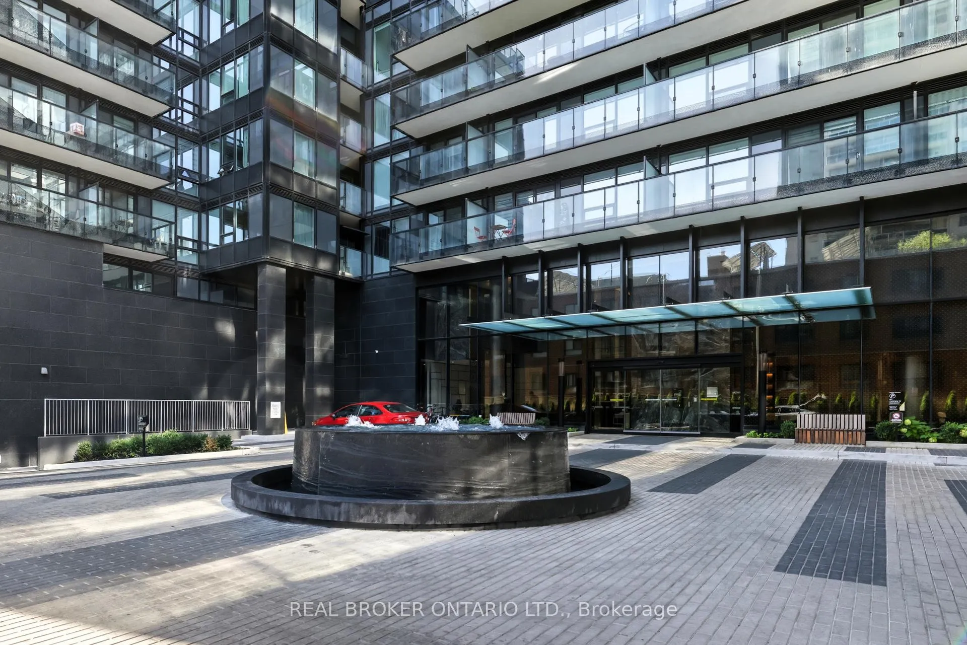 Photo 14 of Unit 207, 127 Broadway Avenue, Toronto, Mount Pleasant West — HOMEH