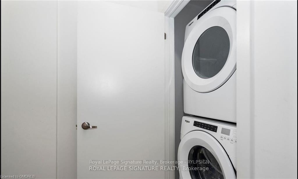 Photo 4 of Unit 24, 3405 The Ridgeway Drive, Mississauga, Erin Mills — HOMEH