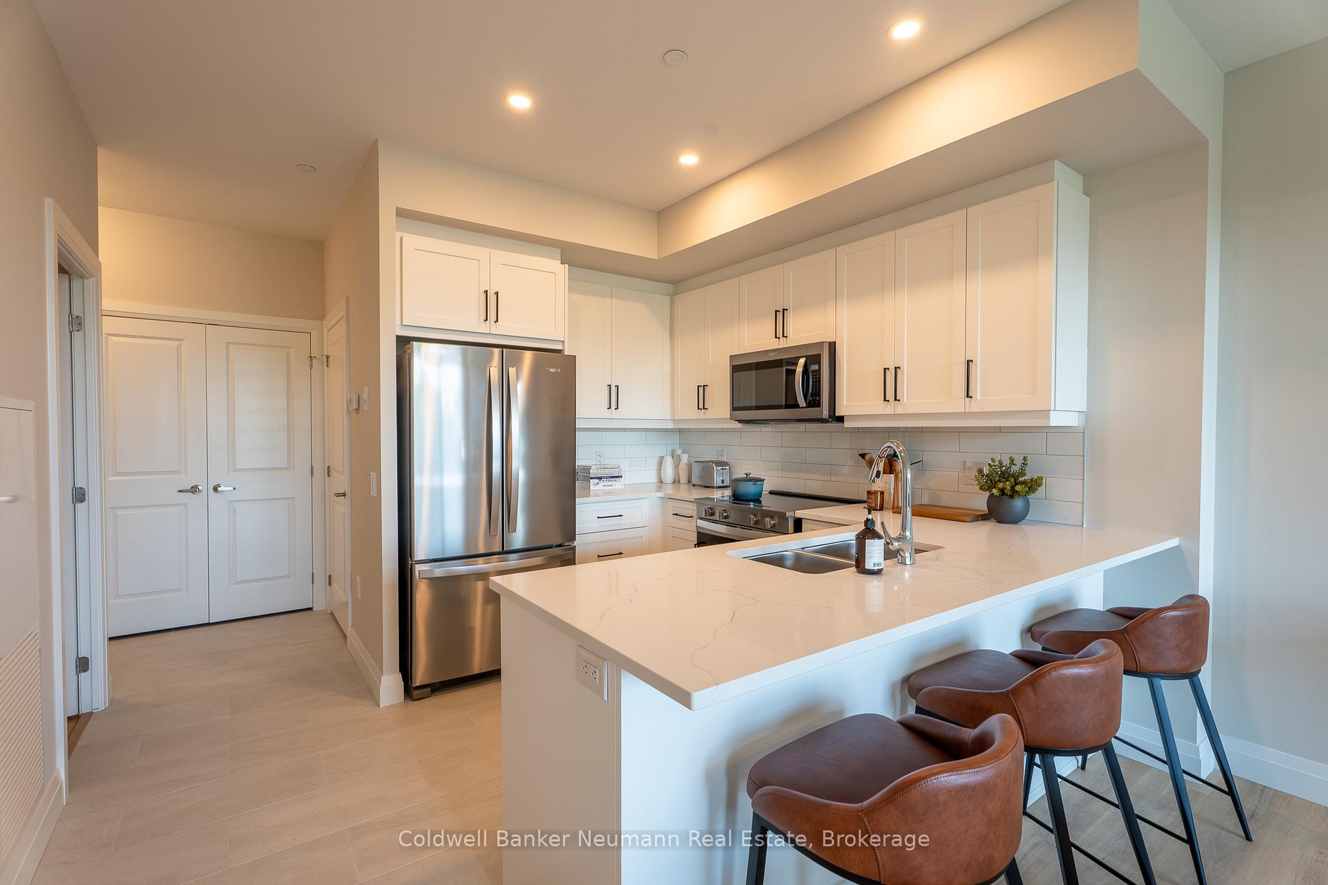 Photo 2 of Unit 322, 1882 Gordon Street, Guelph, Pineridge/Westminster Woods — HOMEH