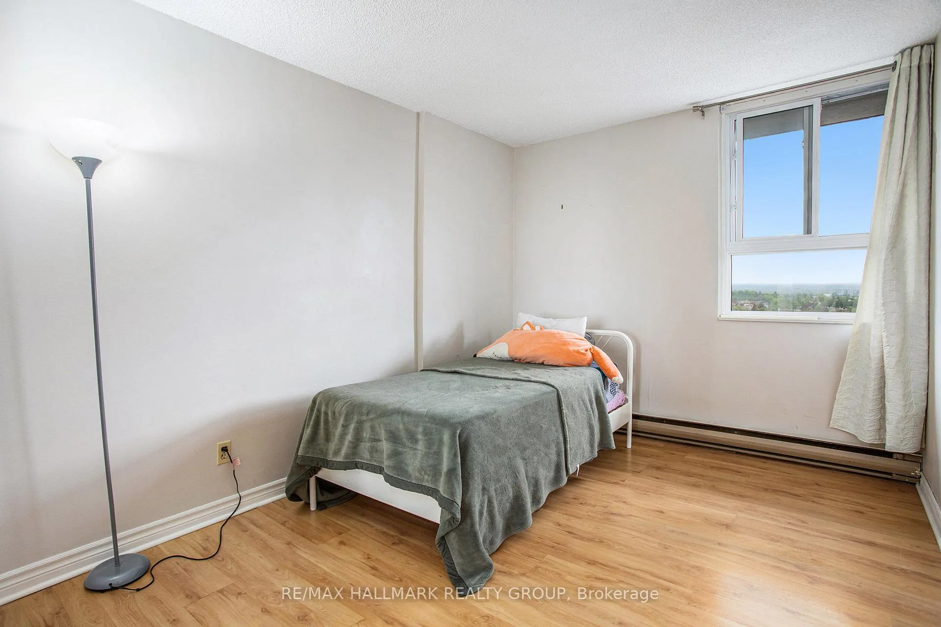 Photo 11 of Unit 1508, 2000 Jasmine Crescent, Ottawa, Beacon Hill South — HOMEH