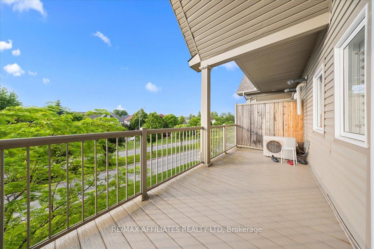 Photo 3 of Unit I, 241 Crestway Crescent Drive, Ottawa, Barrhaven East — HOMEH
