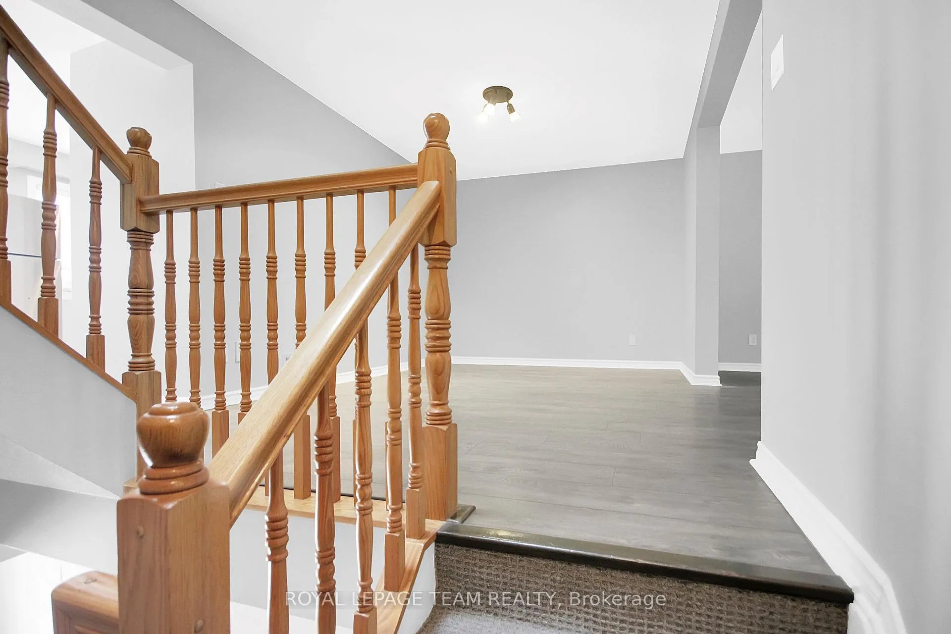 Photo 9 of 7 Wrenwood Crescent, Ottawa, Centrepointe — HOMEH