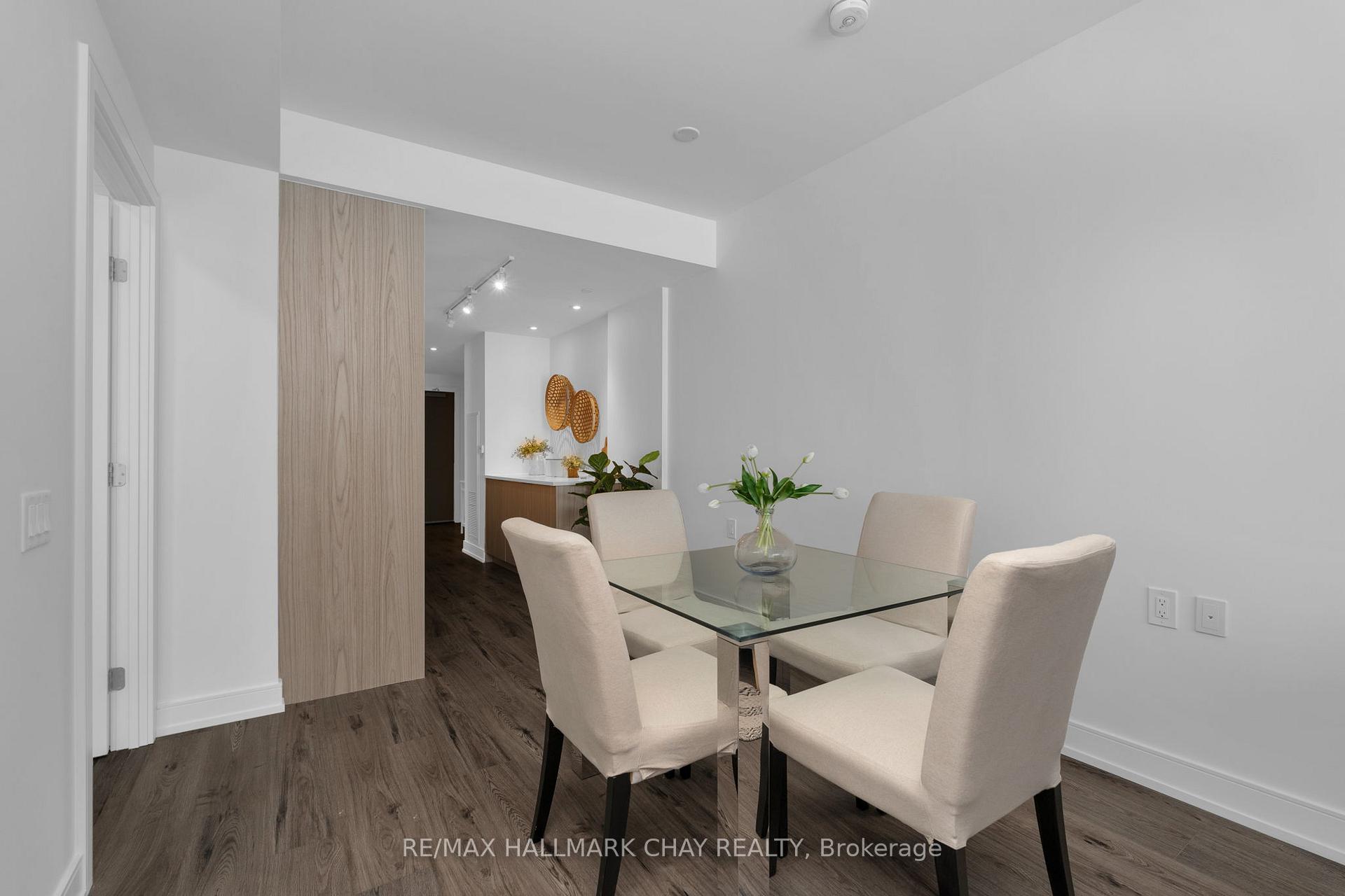 Photo 12 of Unit 810, 185 Dunlop Street E, Barrie, Lakeshore — HOMEH