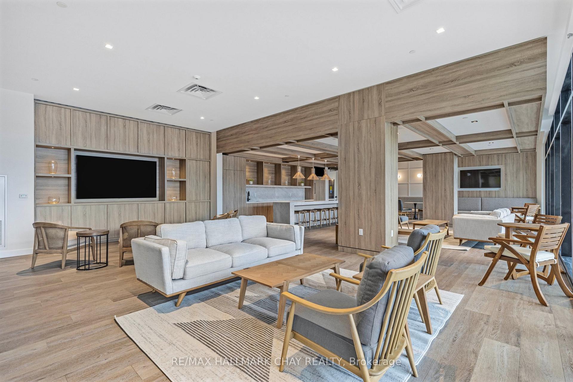 Photo 37 of Unit 810, 185 Dunlop Street E, Barrie, Lakeshore — HOMEH