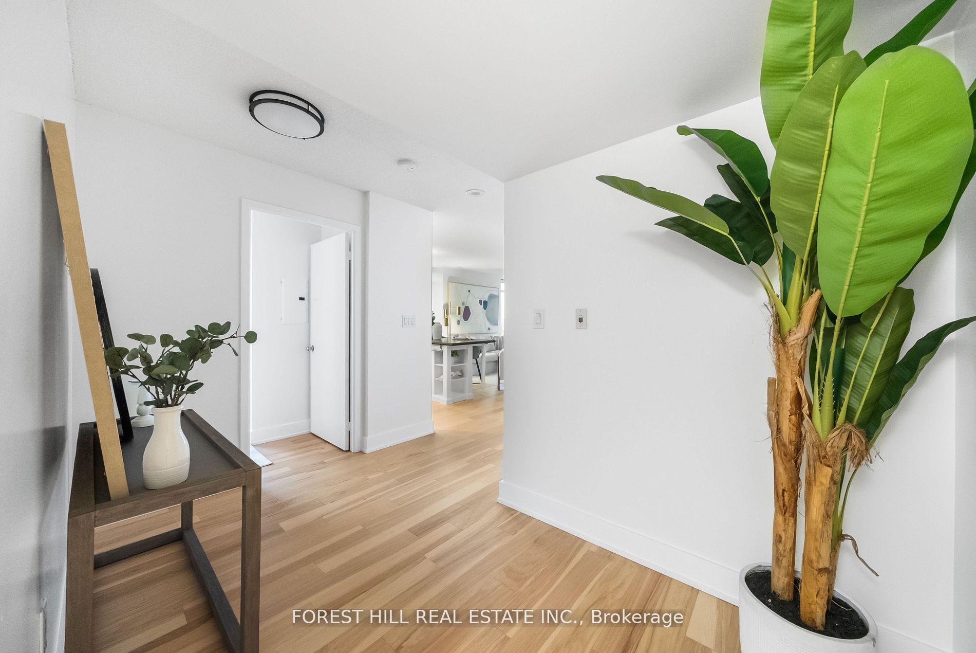 Photo 5 of Unit 5002, 25 Telegram Mews, Toronto, Waterfront Communities — HOMEH