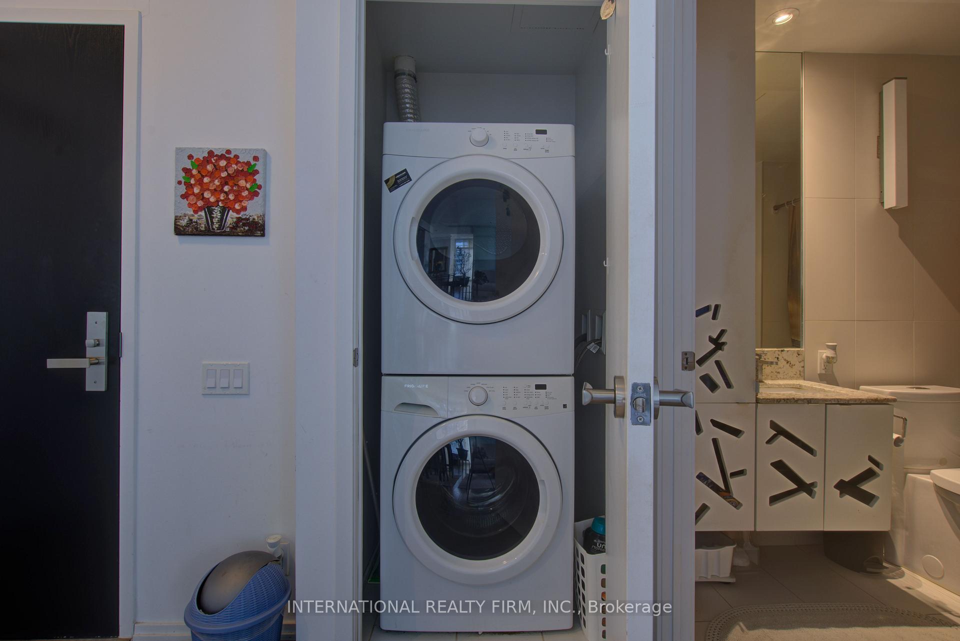 Photo 10 of Unit 3509, 125 peter Street S, Toronto, Waterfront Communities — HOMEH