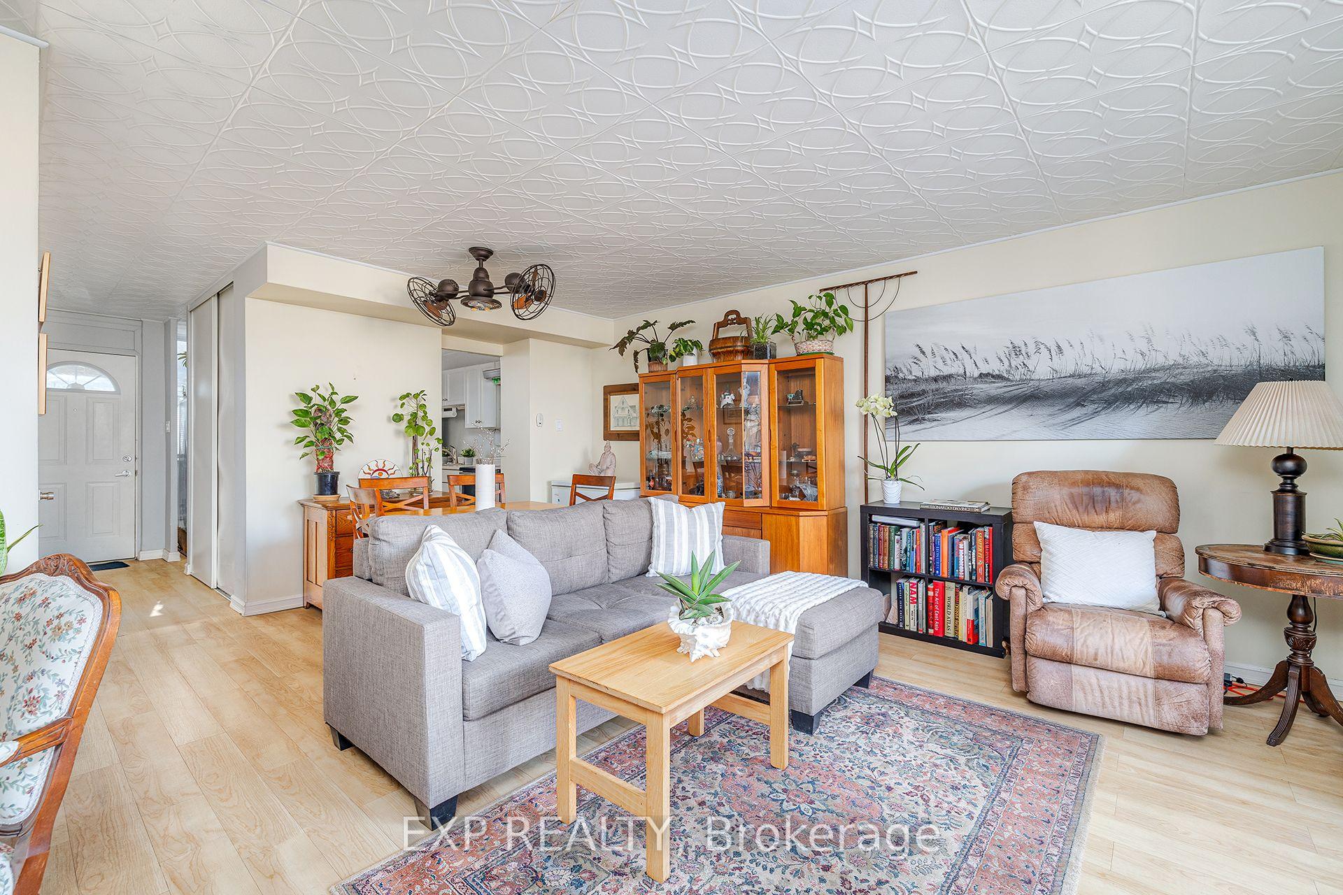 Photo 11 of Unit 243, 350 Quigley Road, Hamilton, Vincent — HOMEH