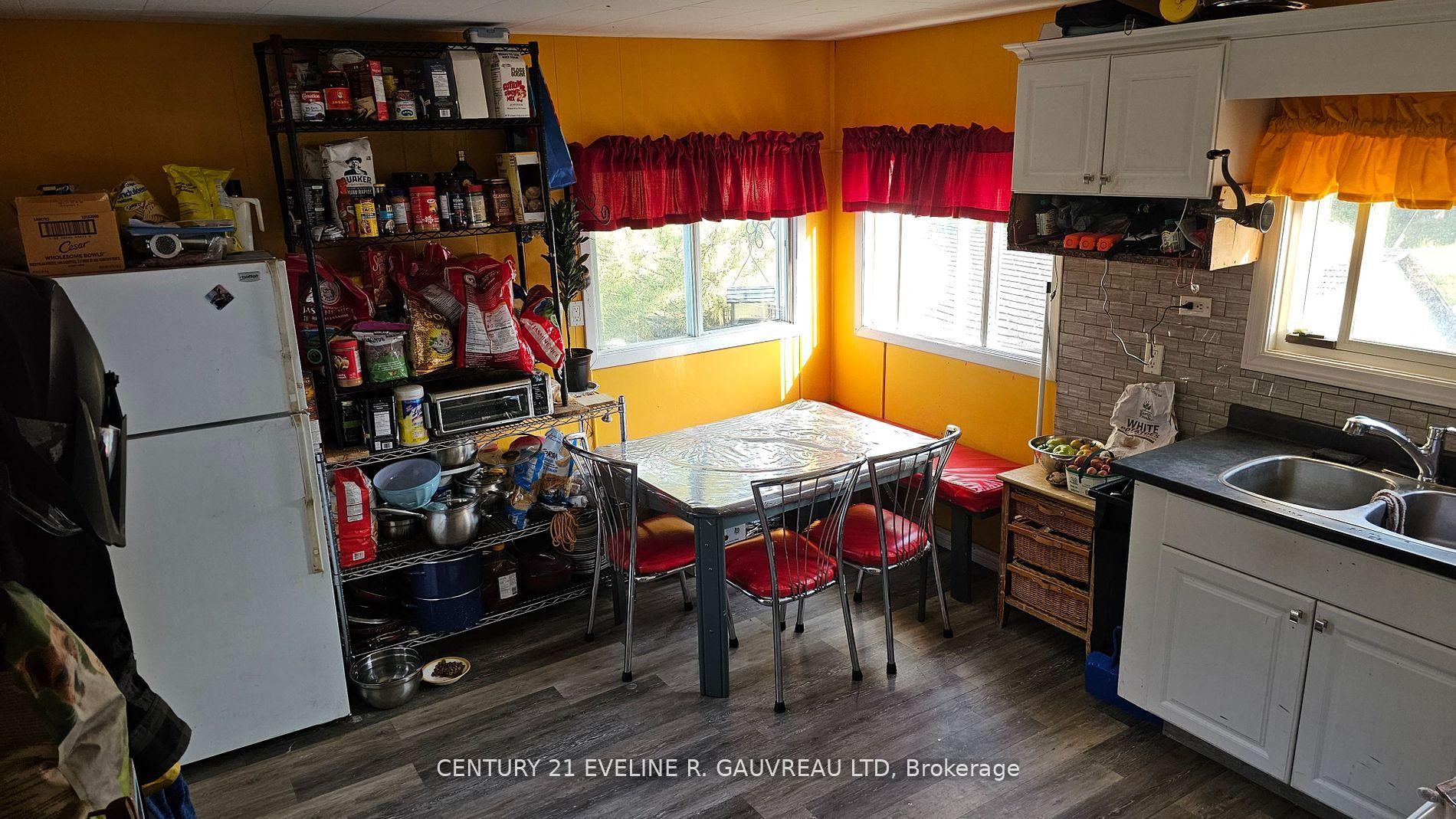 Photo 6 of 63 Silver Street, Cobalt — HOMEH