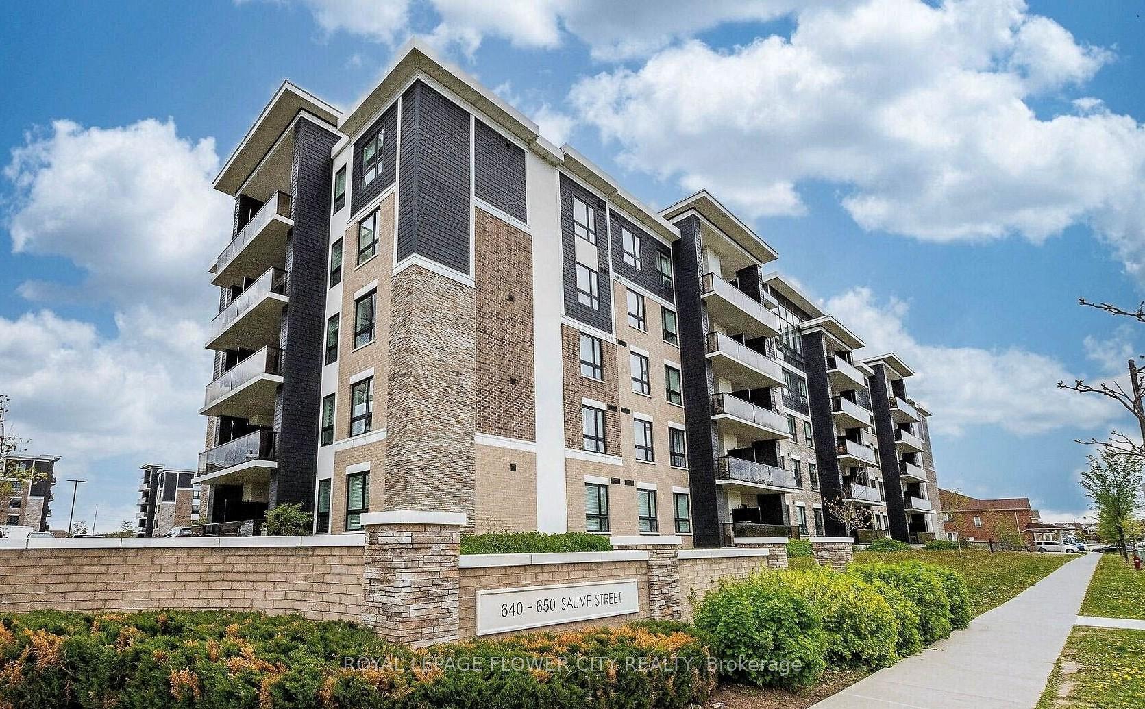 Front of Unit 404, 650 Sauve Street