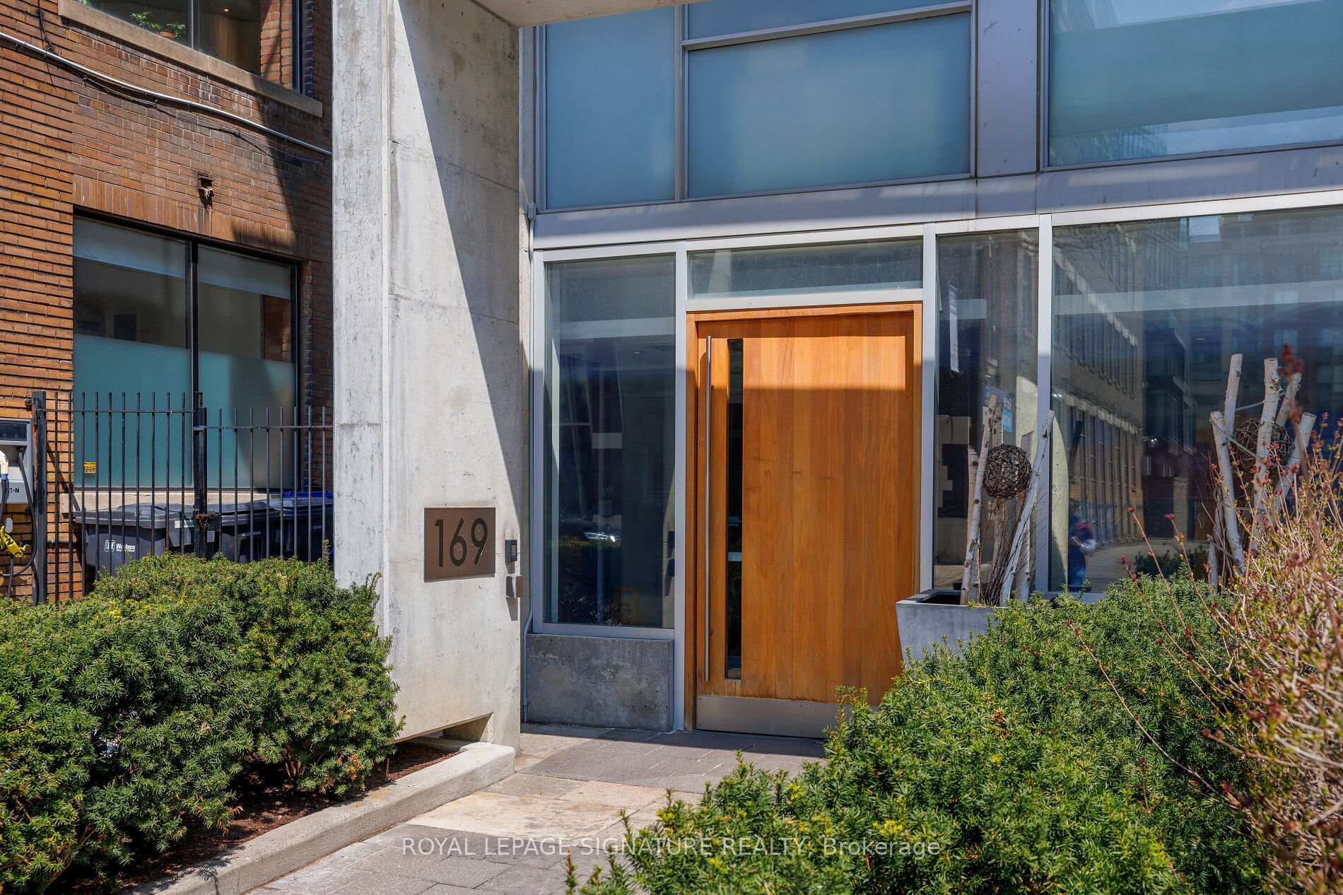 Photo 37 of Unit 801, 169 John Street, Toronto, Kensington-Chinatown — HOMEH