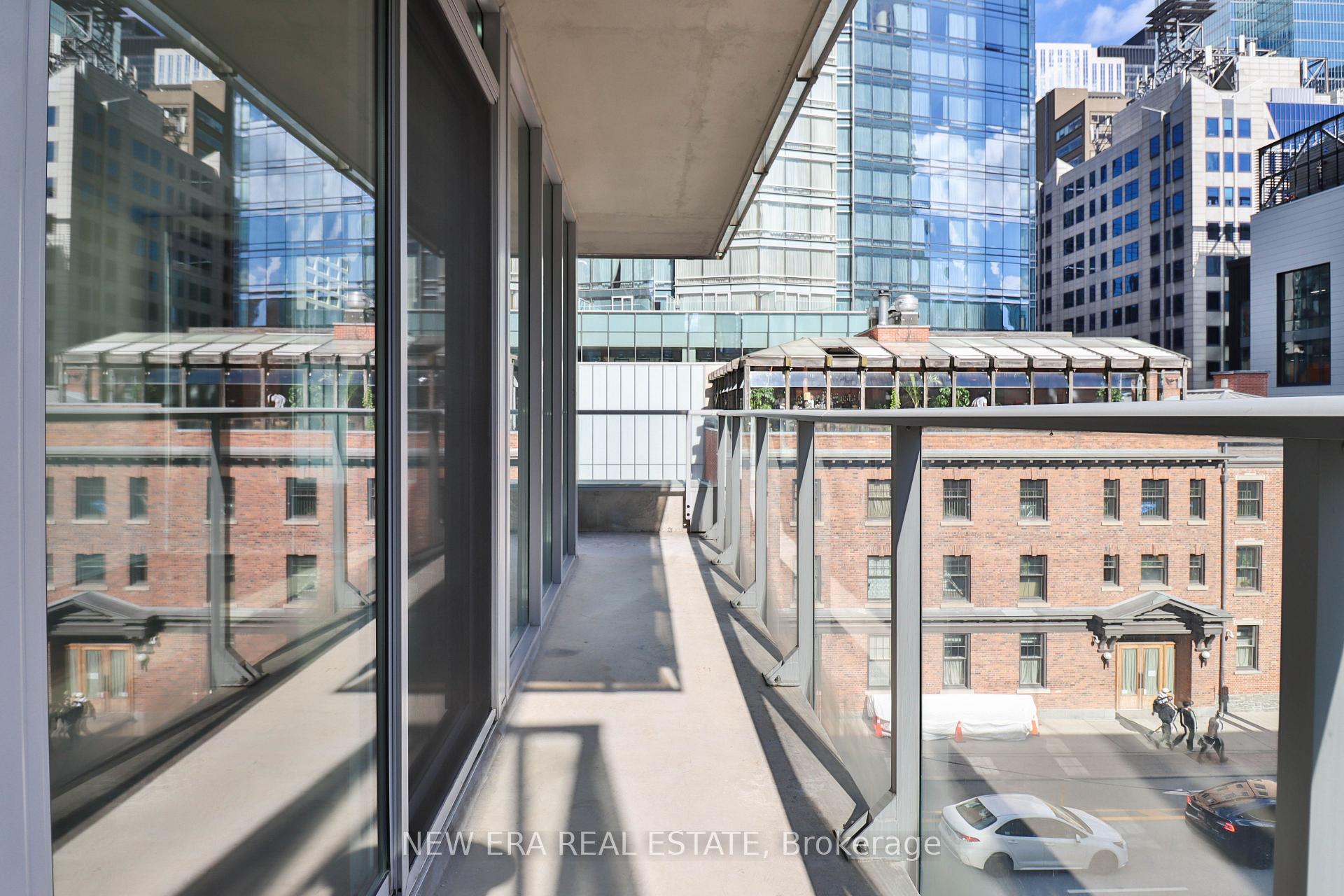 Photo 13 of Unit 411, 126 Simcoe Street, Toronto, Waterfront Communities — HOMEH