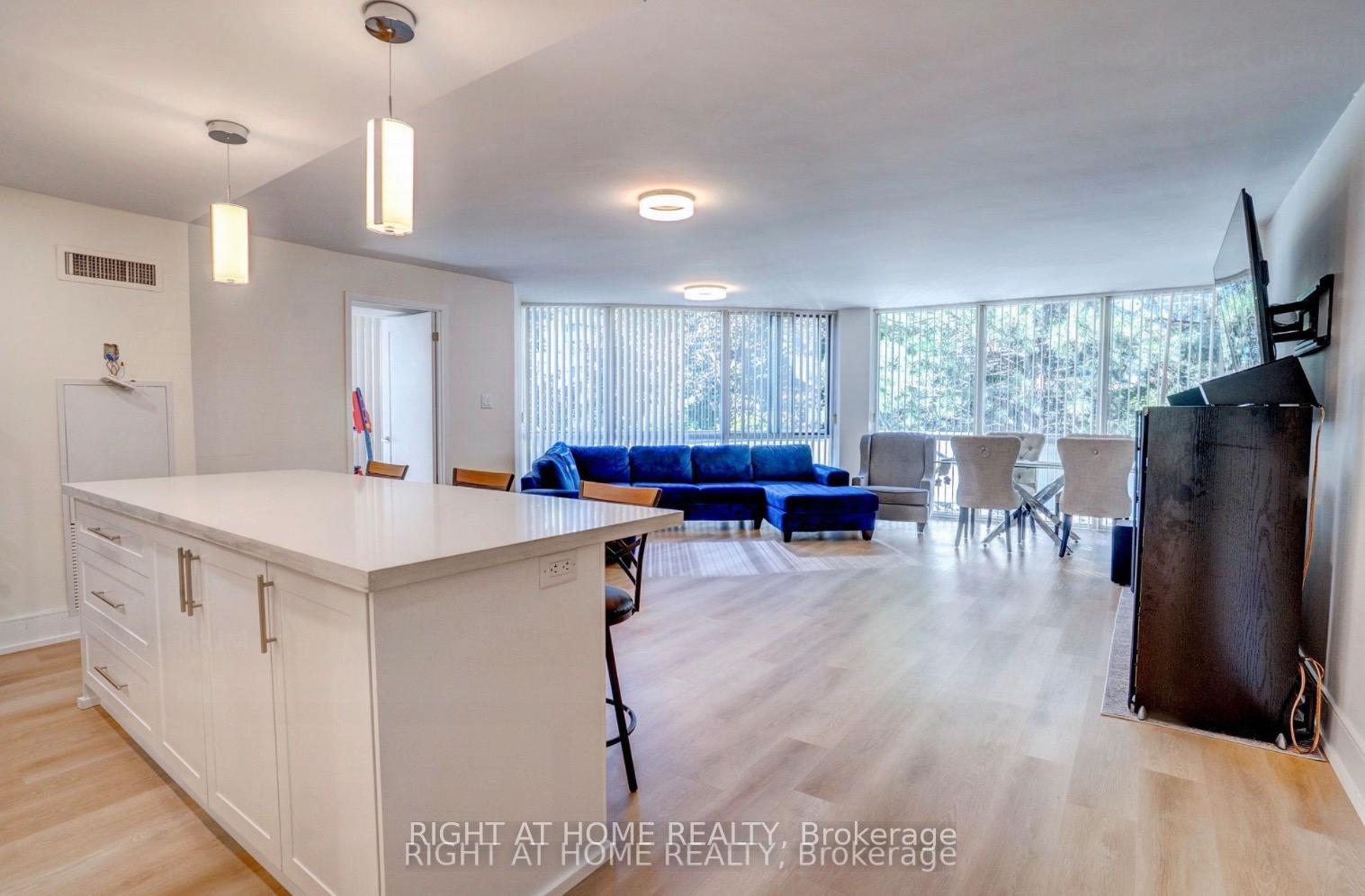 Photo 1 of Unit 201, 350 Webb Drive, Mississauga, City Centre — HOMEH