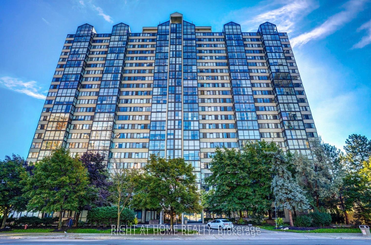 Photo 2 of Unit 201, 350 Webb Drive, Mississauga, City Centre — HOMEH