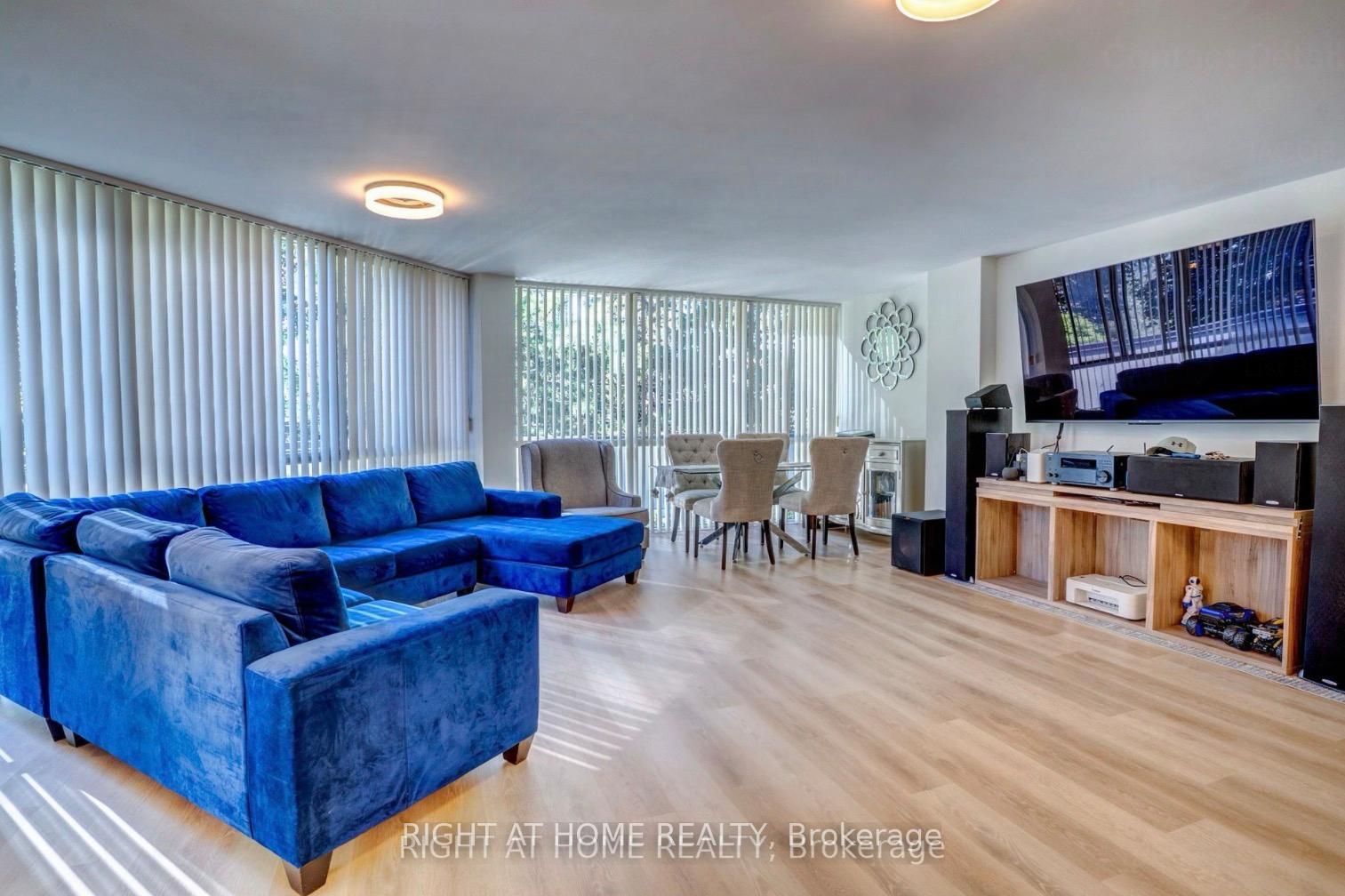 Photo 3 of Unit 201, 350 Webb Drive, Mississauga, City Centre — HOMEH