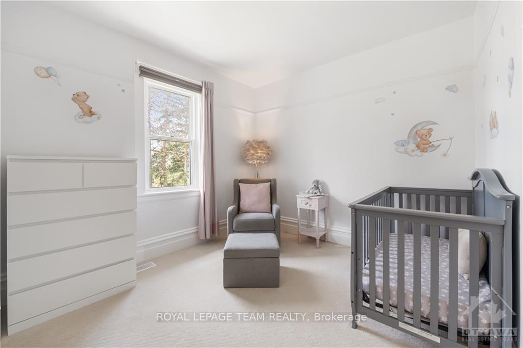 Photo 11 of 3296 Steeple Hill Crescent, Ottawa, South of Fallowfield Road — HOMEH